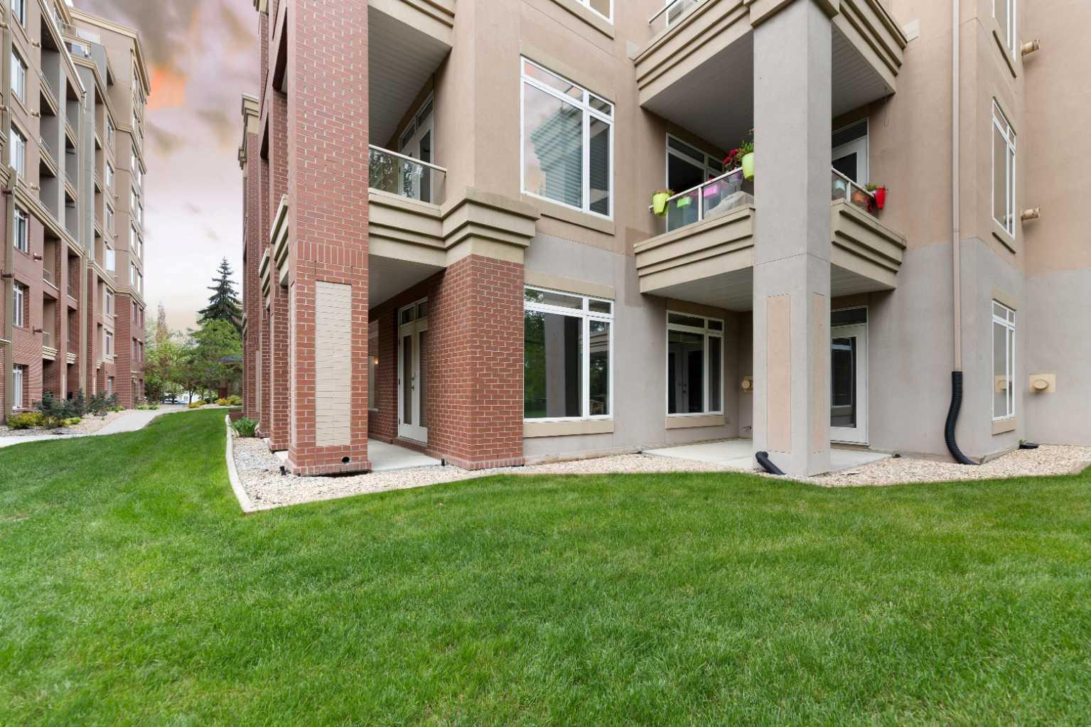 2108, 24 Hemlock Crescent SW, T3C 2Z1
