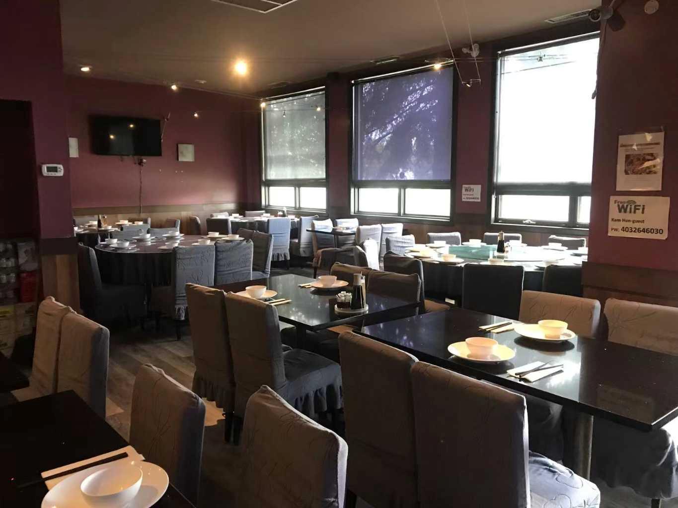 123 ANY REST Road SE, T2G 1R7