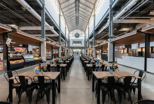 25 Greenbriar Drive NW, T3B 5X4