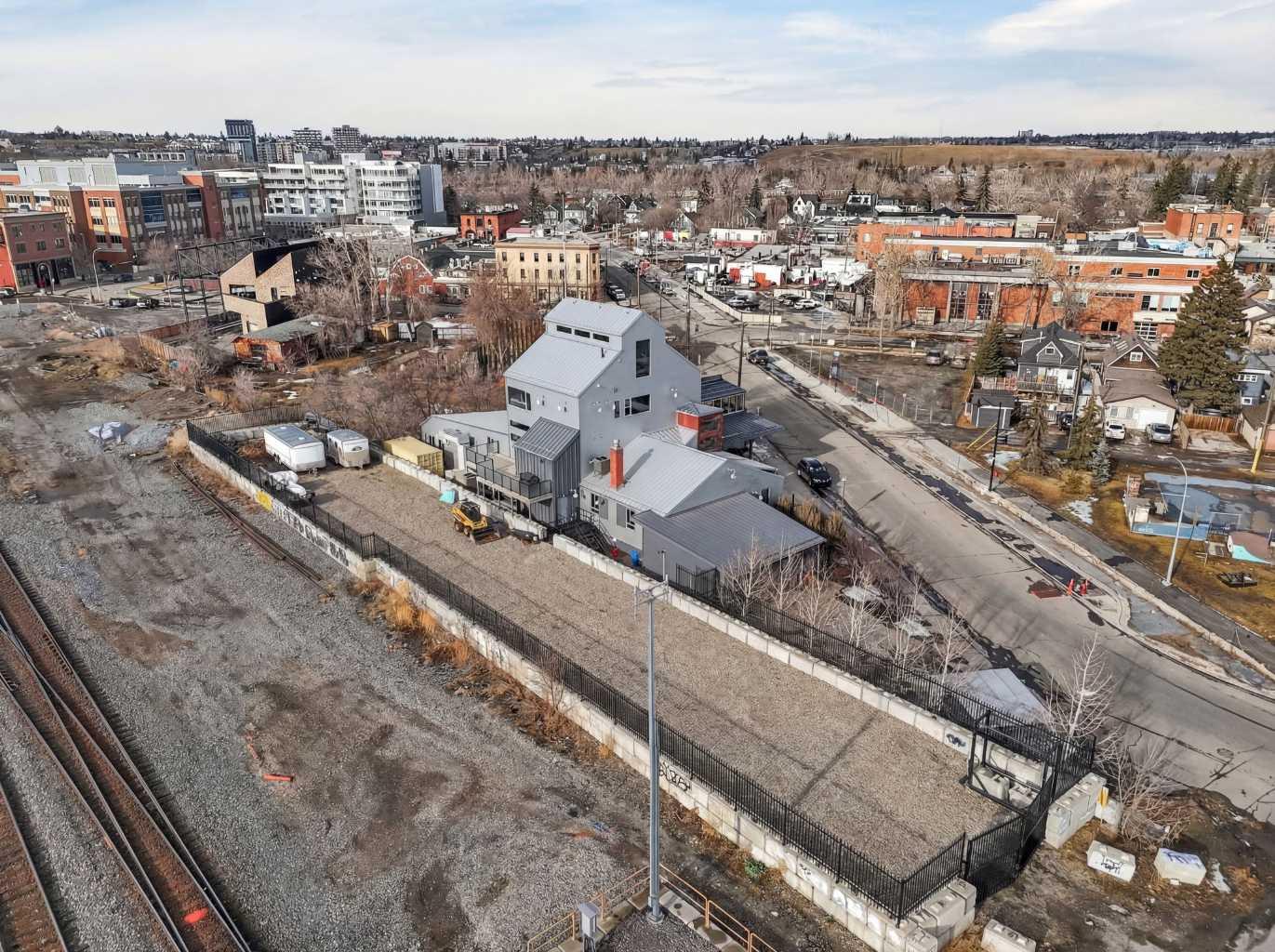 1015 11 Street SE, T2T 2T2