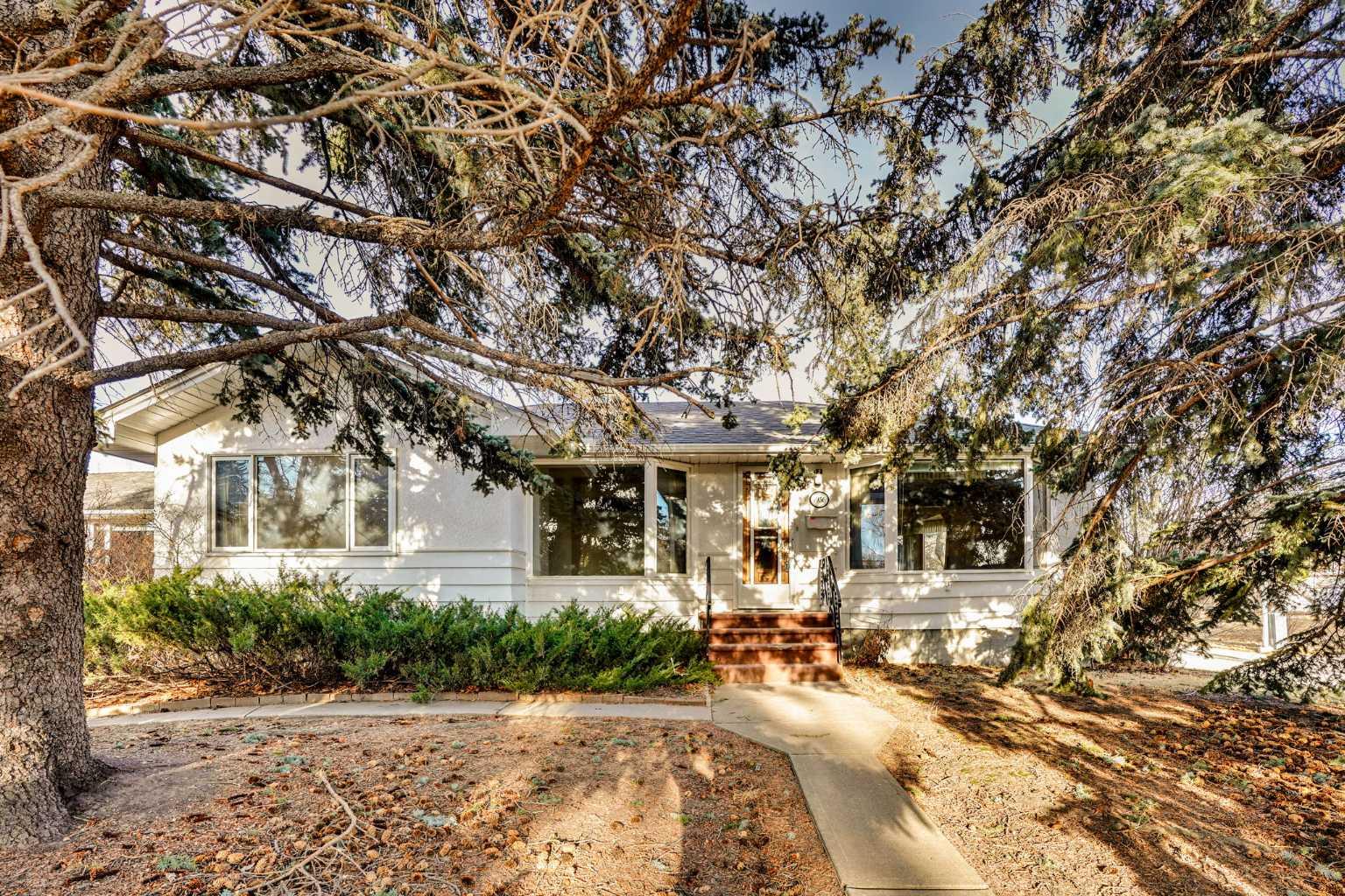 1956 Kelwood Drive SW, T3E 3Z3