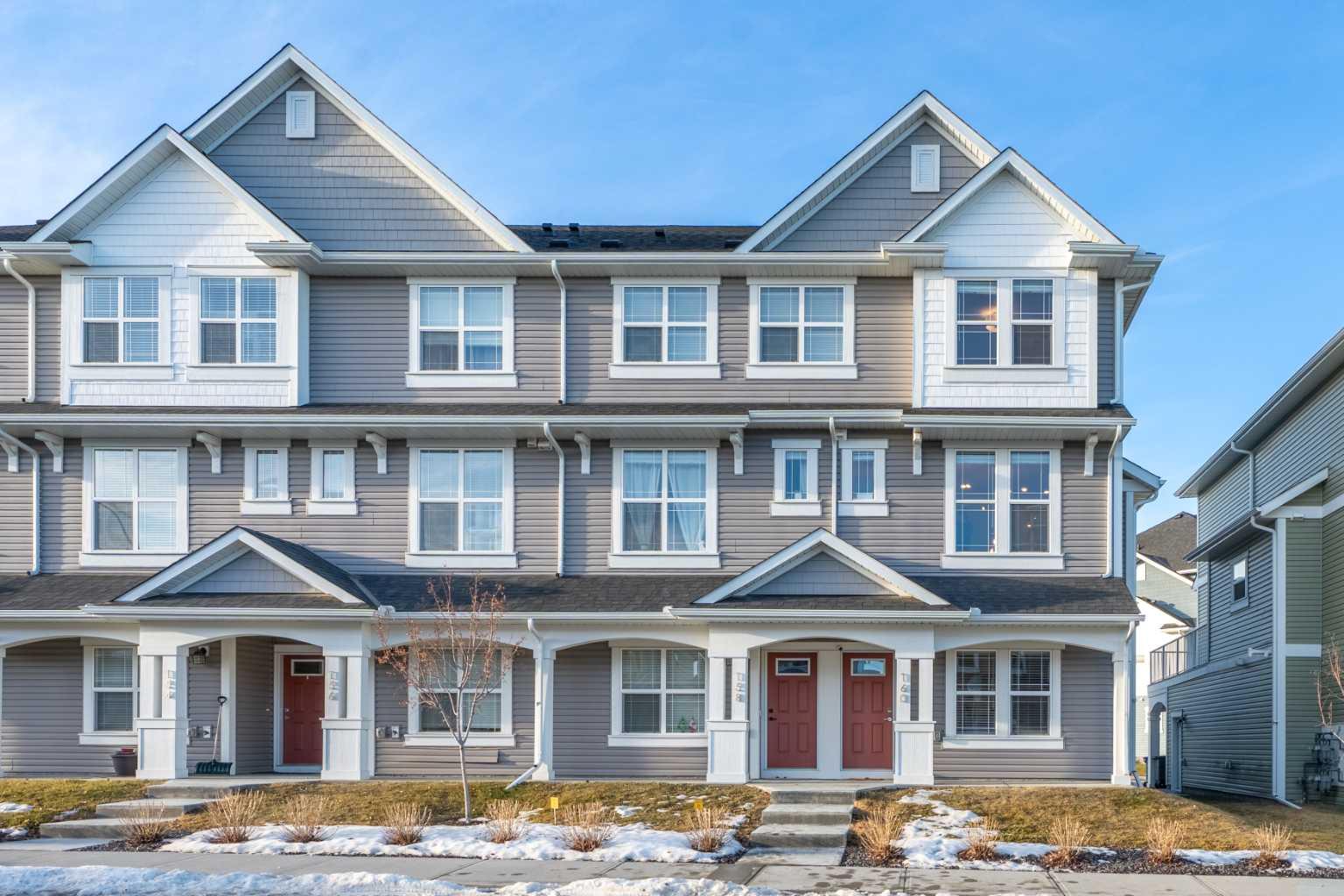 160 Copperleaf Way SE, T2Z 5G5