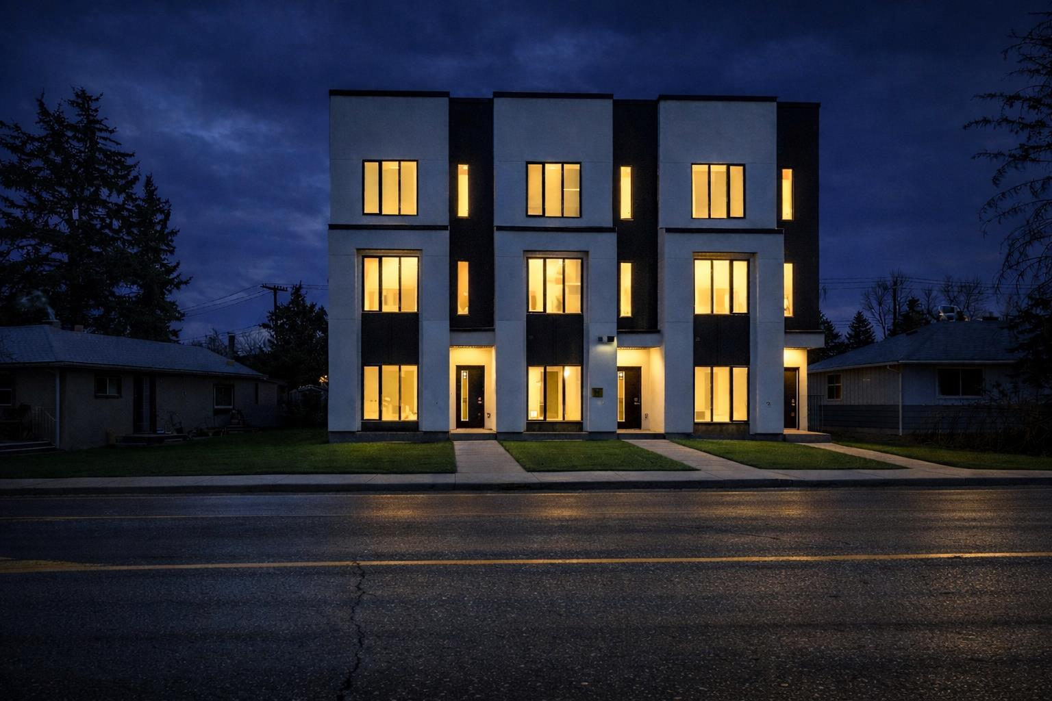 8530 Bowness Road NW, T3B 0H7