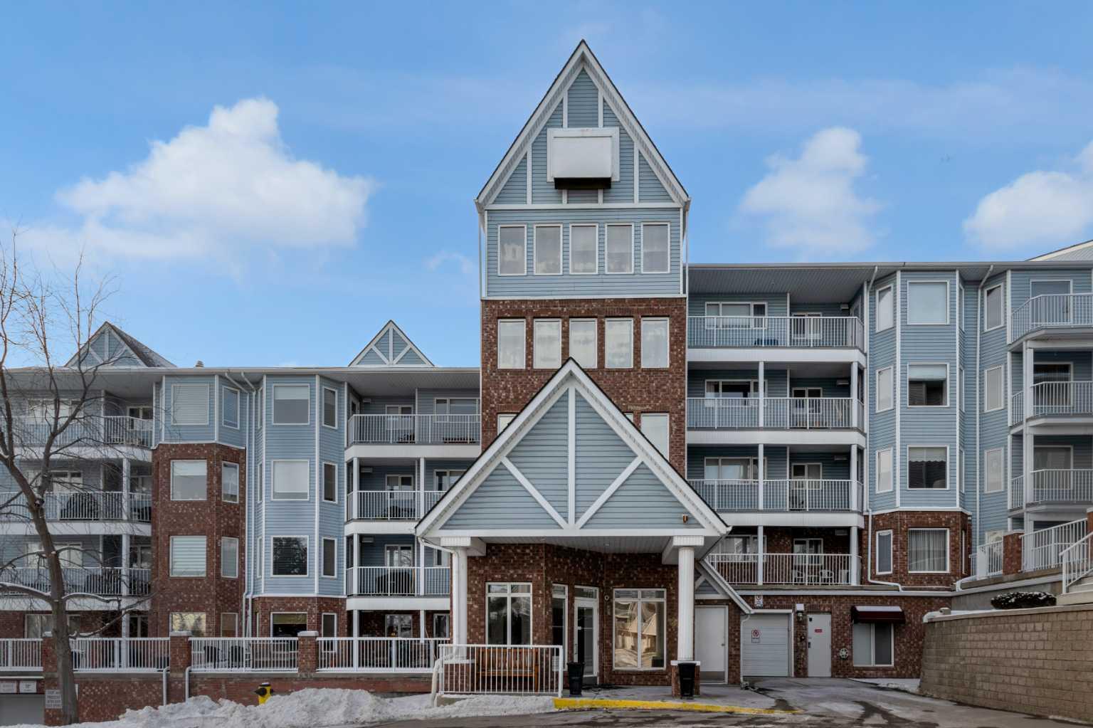 206, 3206 Hawksbrow Point NW, T3G 4C9