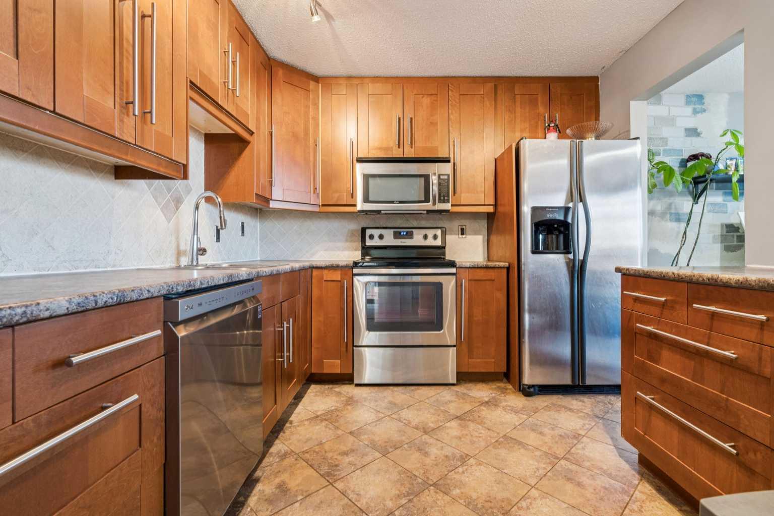 70 Midridge Gardens SE, T2X 1C3