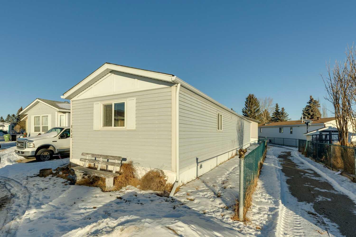 512, 3223 83 Street NW, T3B 5N7