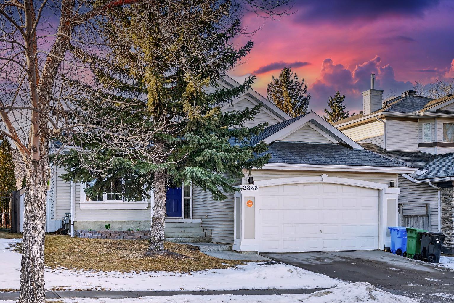 2836 Douglasdale Boulevard SE, T2Z 2H9