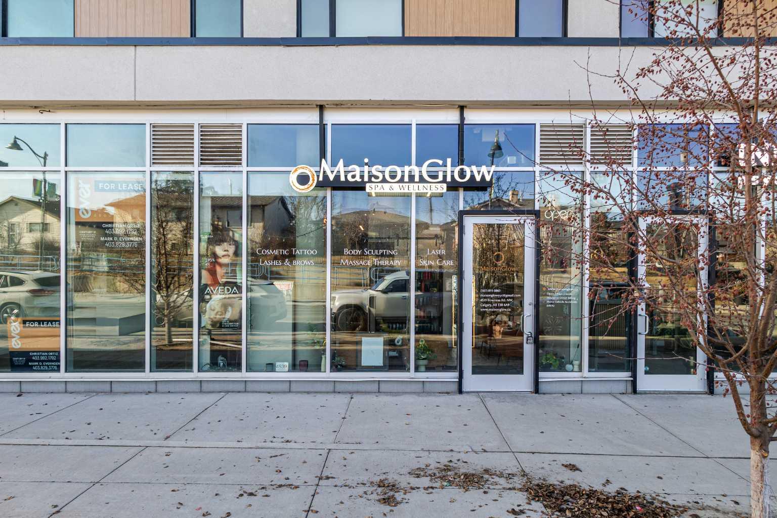 4539 Bowness Road NW, T3B 6A9