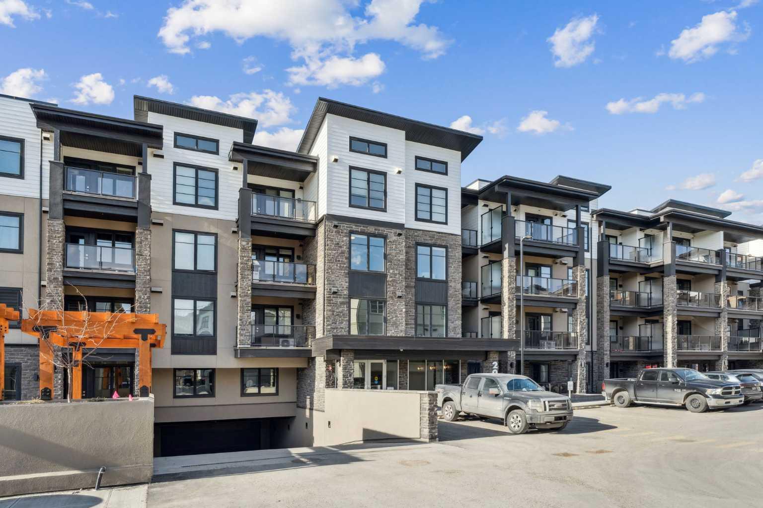 2307, 2117 81 Street SW, T2H6H5