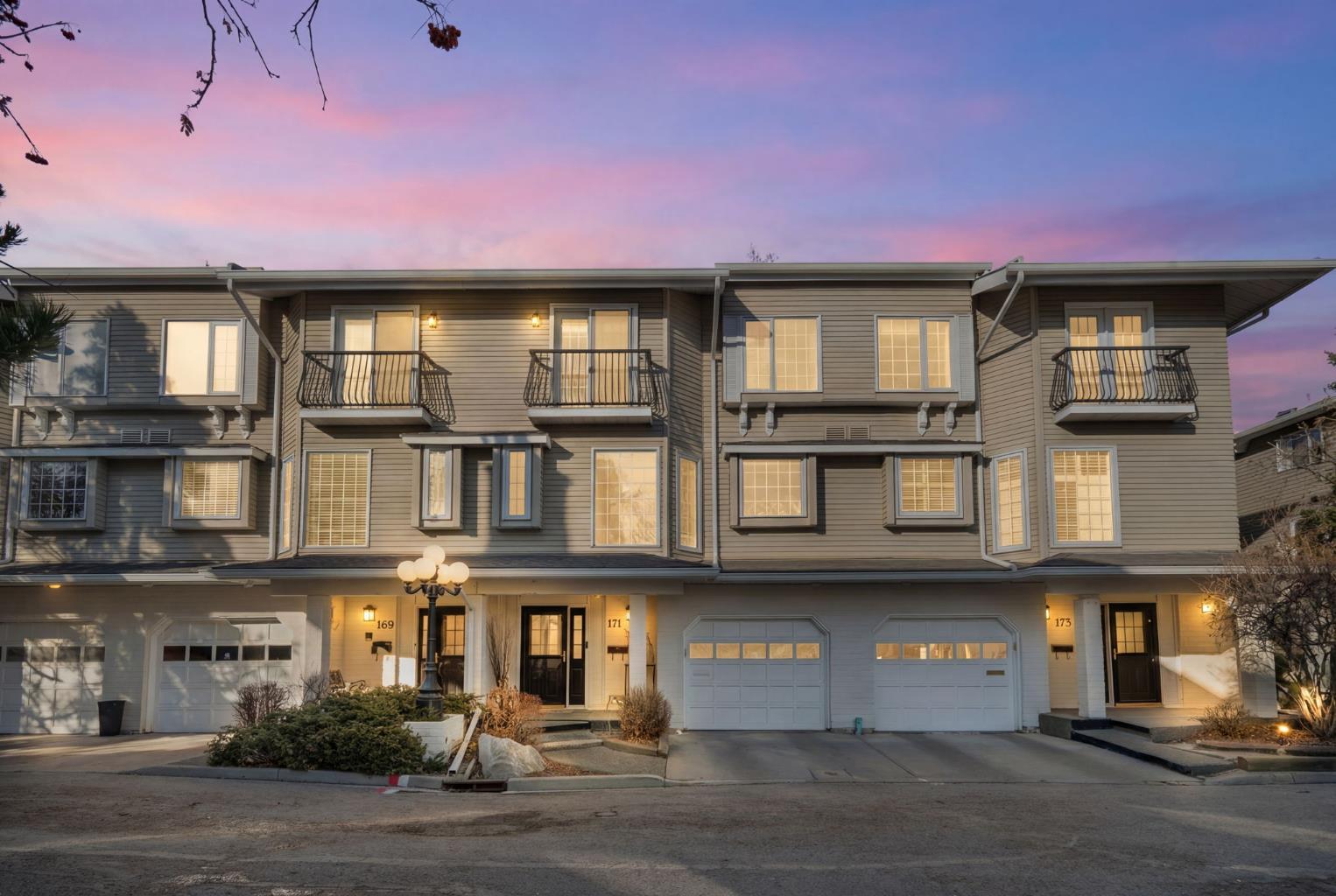 171, 3437 42 Street NW, T3A 2M7