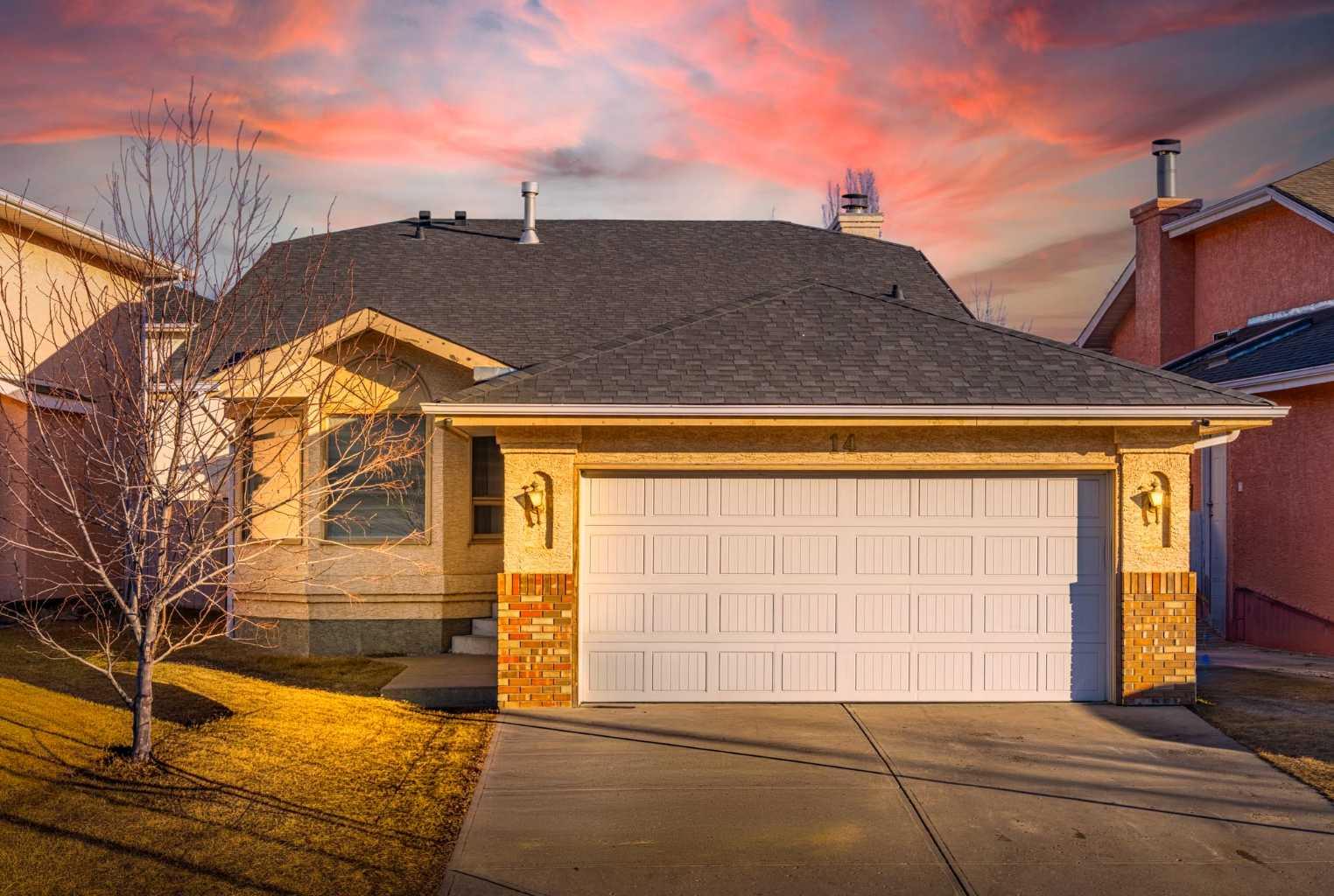 14 Coral Sands Place NE, T3J 3J3