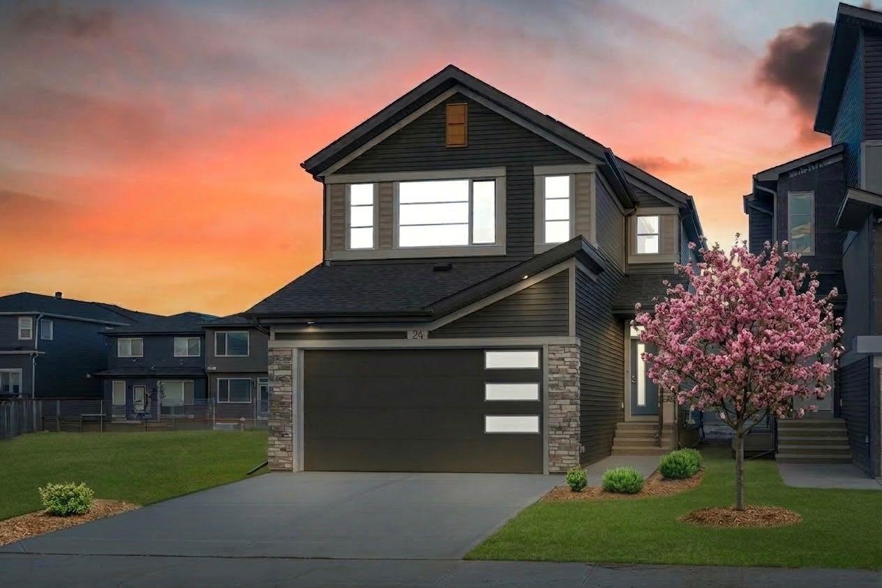 24 Corner Glen Green NE, T3N 2P5