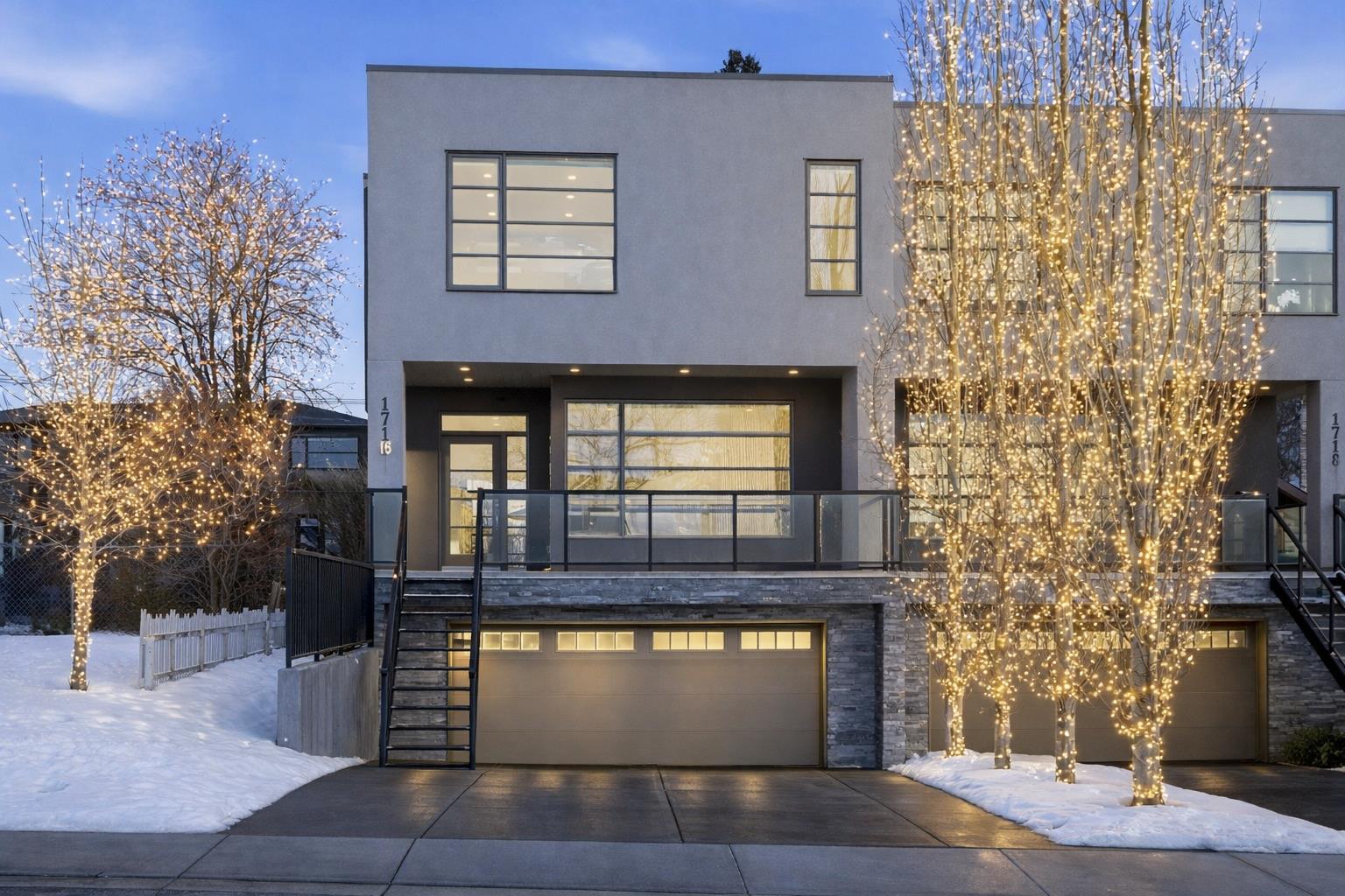 1716 28 Street SW, T3C 1L9