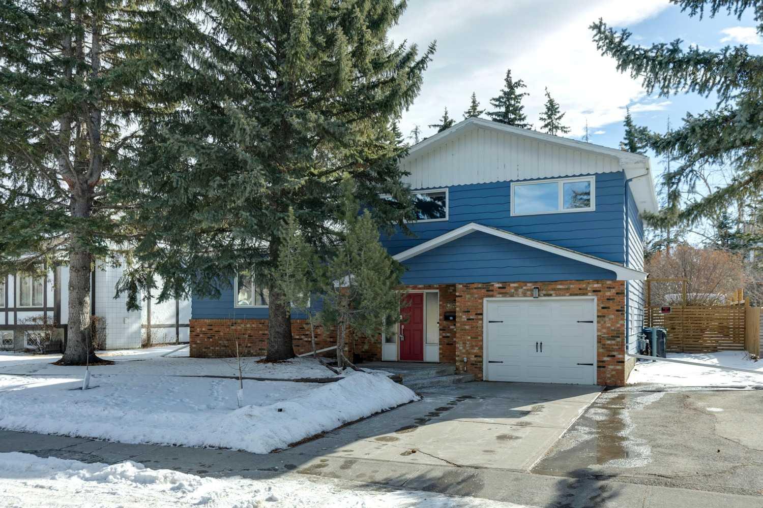 4023 Varmoor Road NW, T3A 0B1