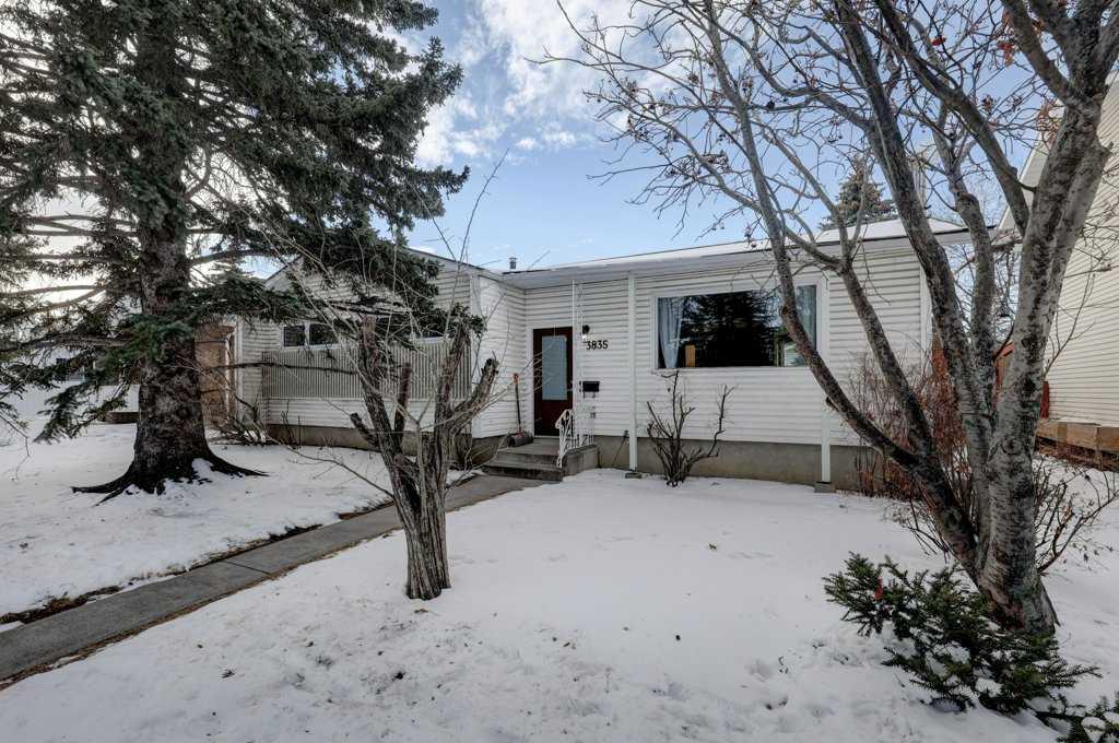 3835 Varsity Drive NW, T3A0Z3