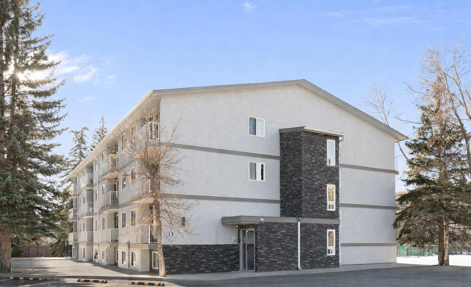 106D, 5601 Dalton Drive NW, T3A 2E2