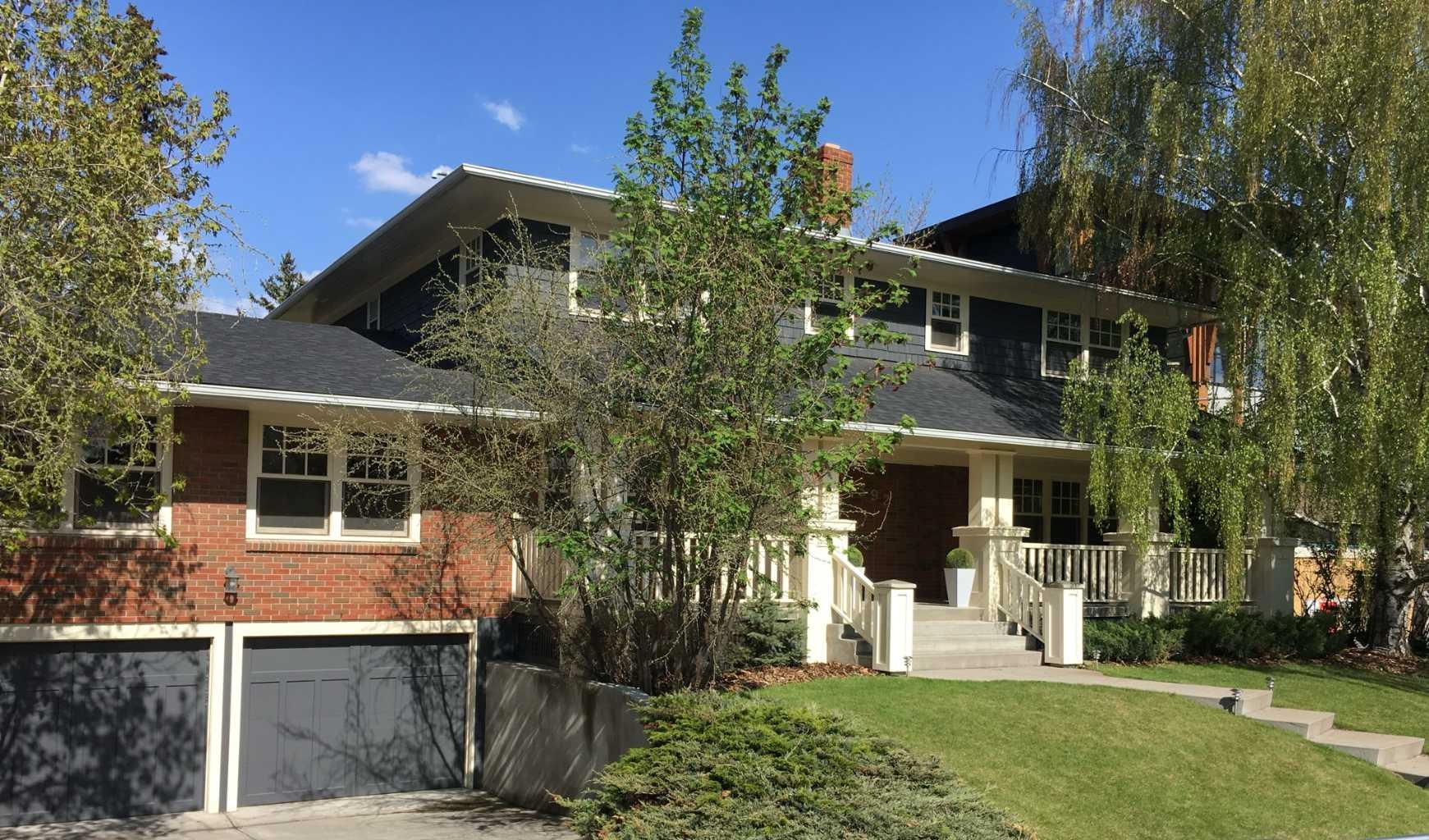 3920 Crestview Road SW, T2T 2L4