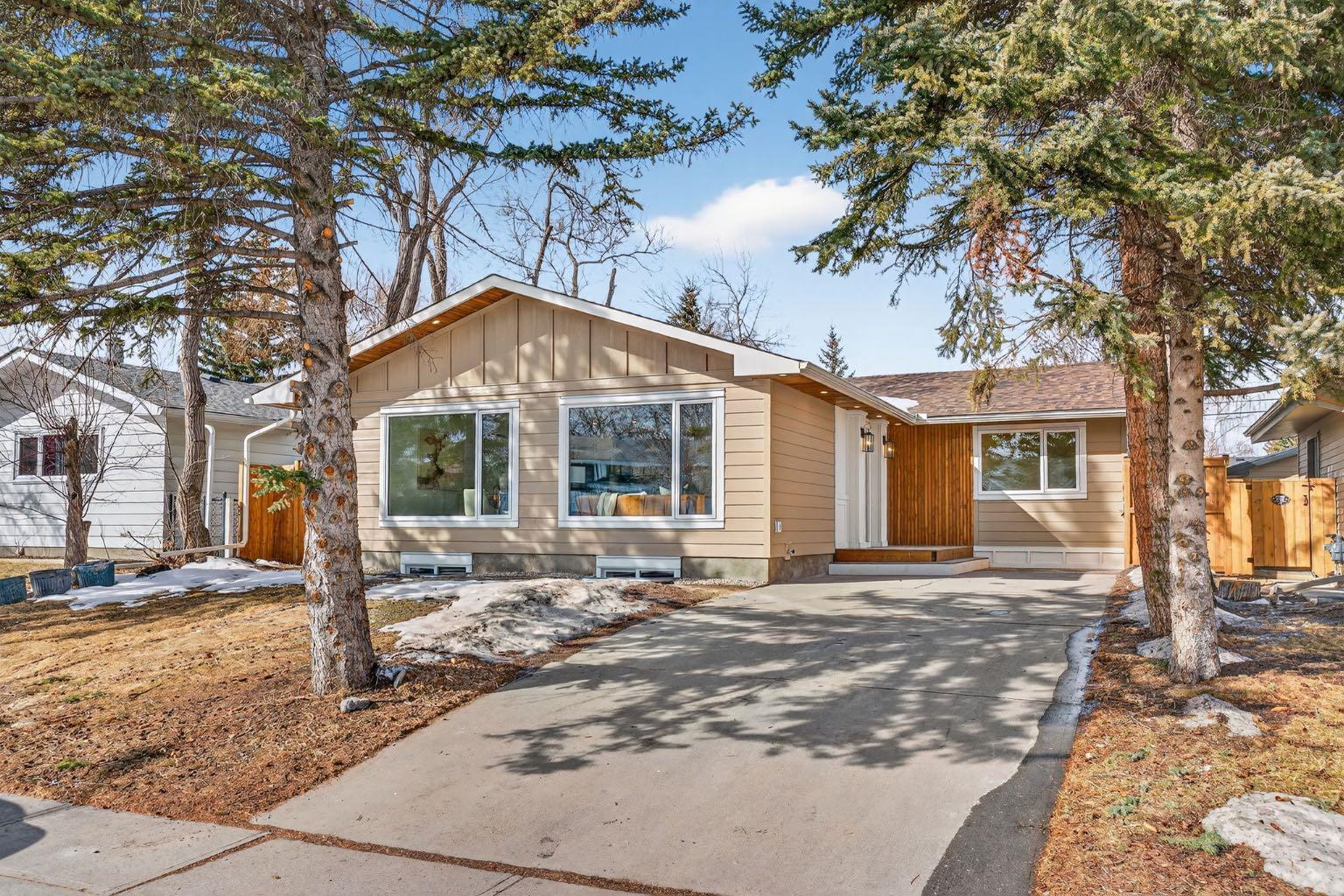 10619 Mapleglen Crescent SE, T2J1X1