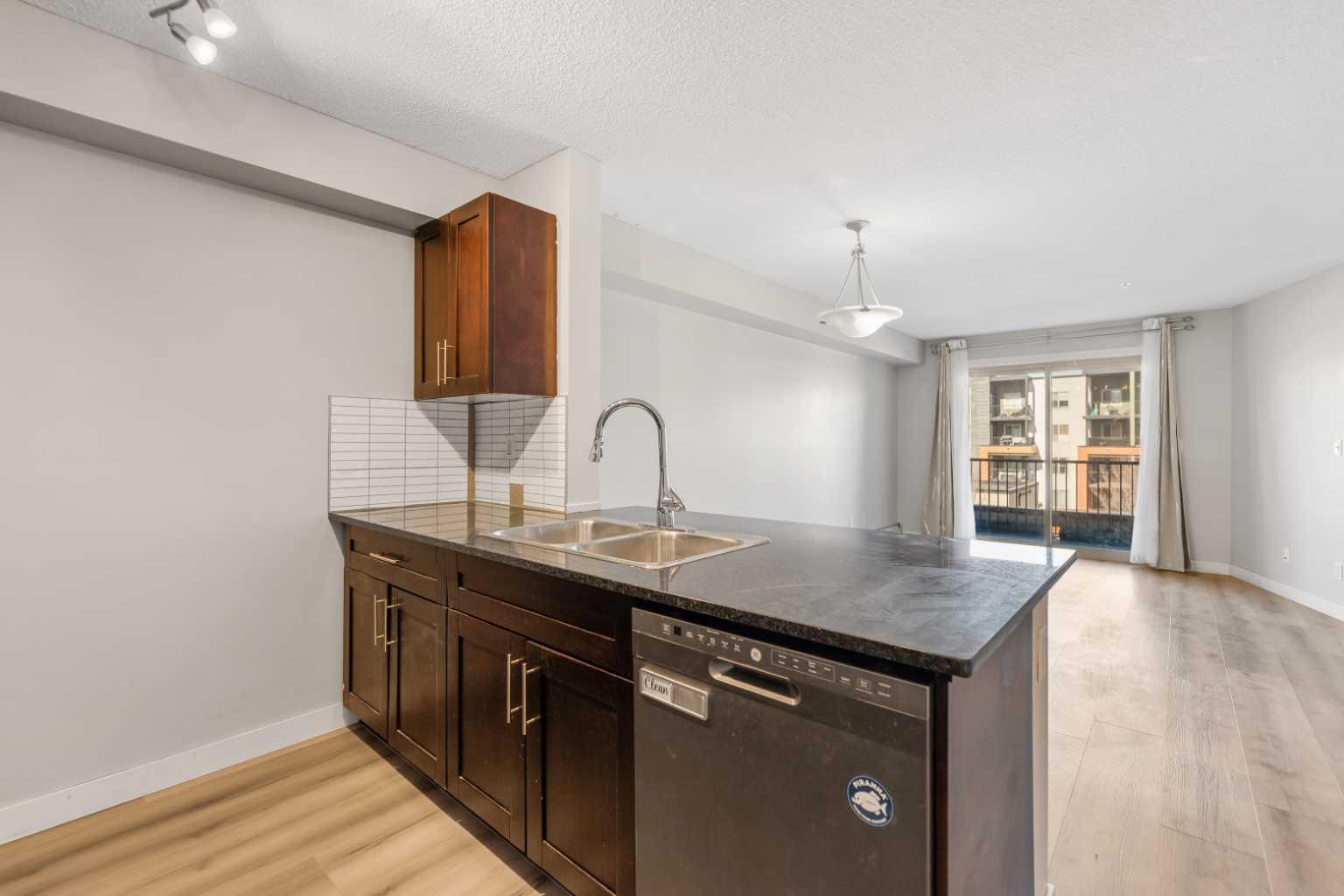 3204, 1317 27 Street SE, T2A 4Y5