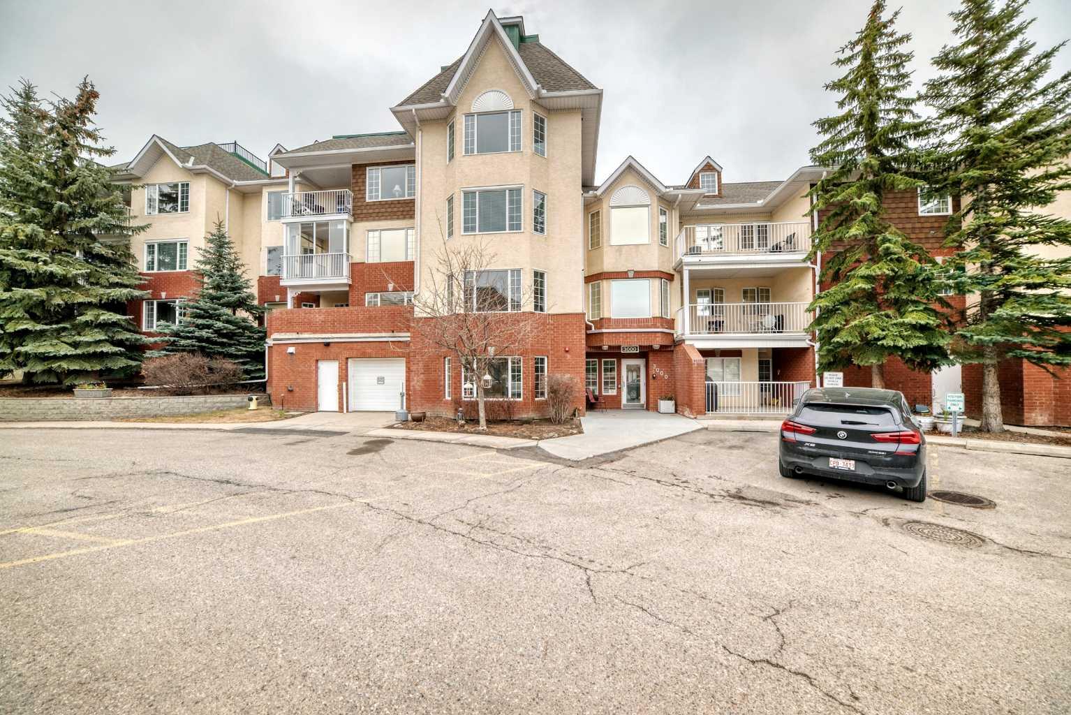 3202 Sienna Park Green SW, T3H3N7