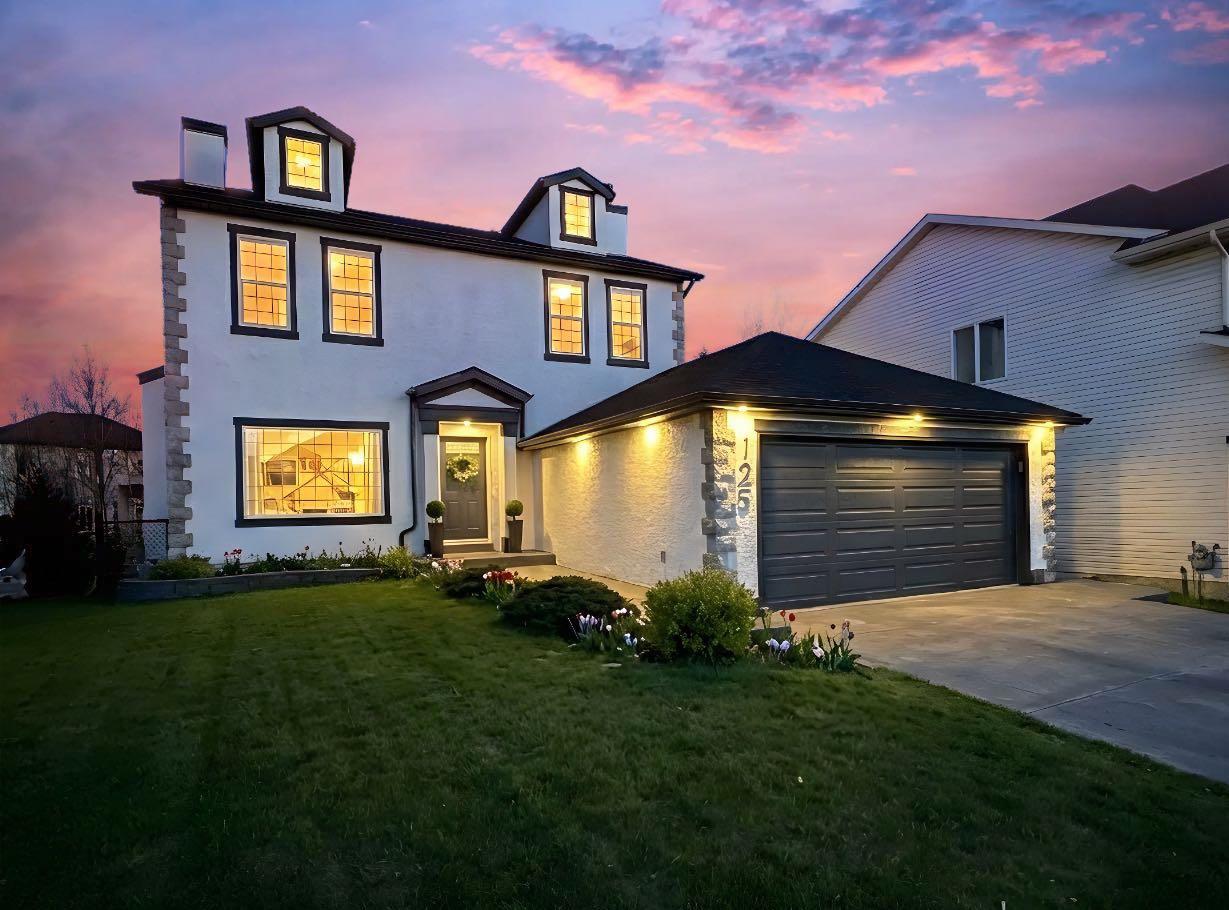 125 Discovery Place SW, T3H 4N5