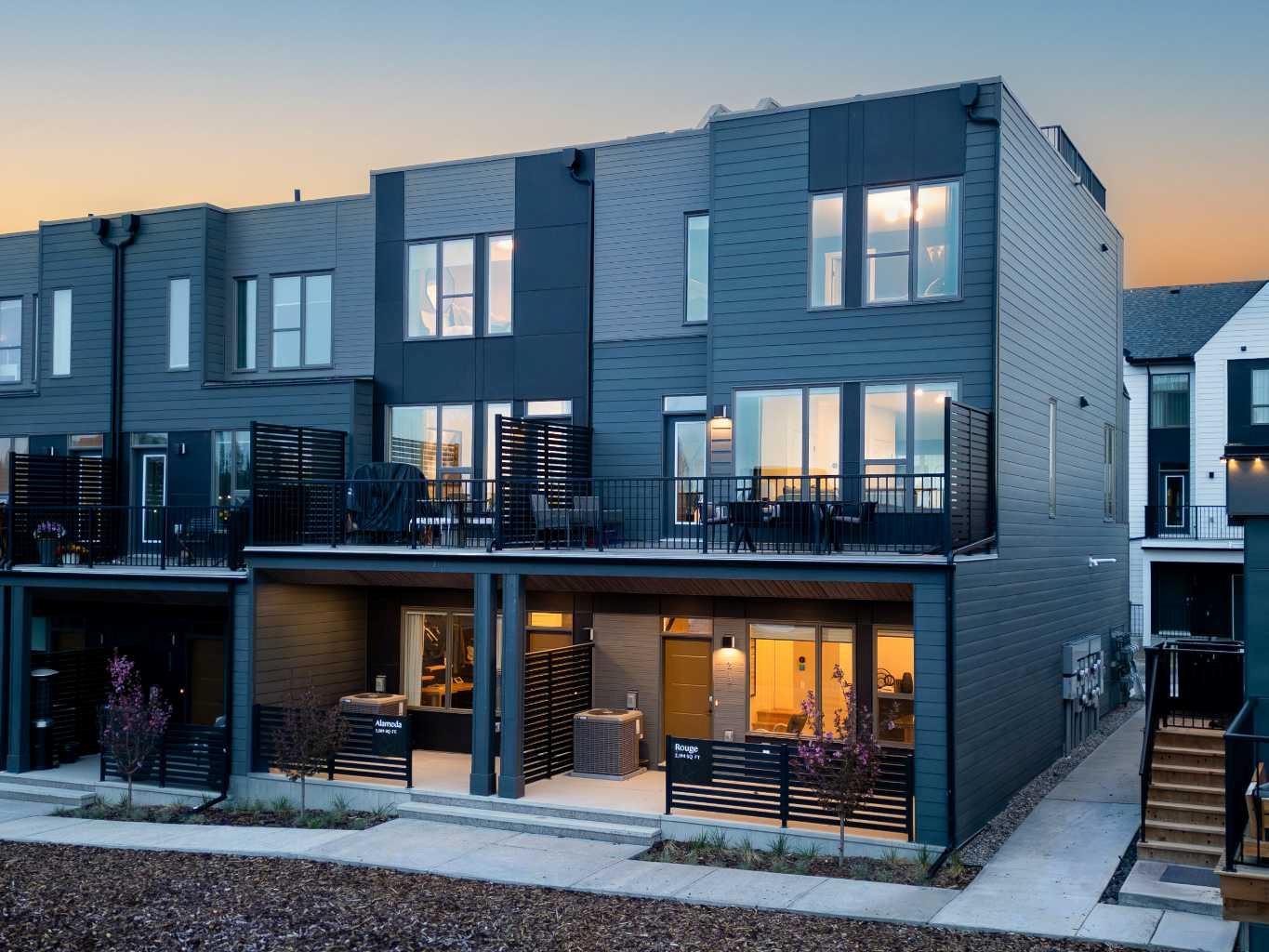 220 Sovereign Common SW, T3C 3Y3