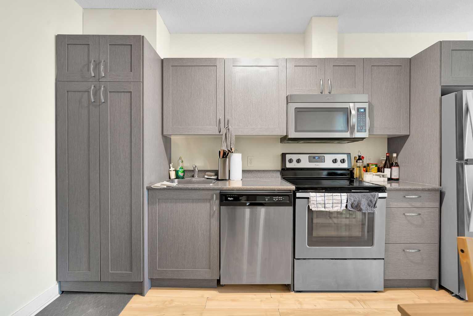 804, 30 Brentwood Common NW, T2L 2L8