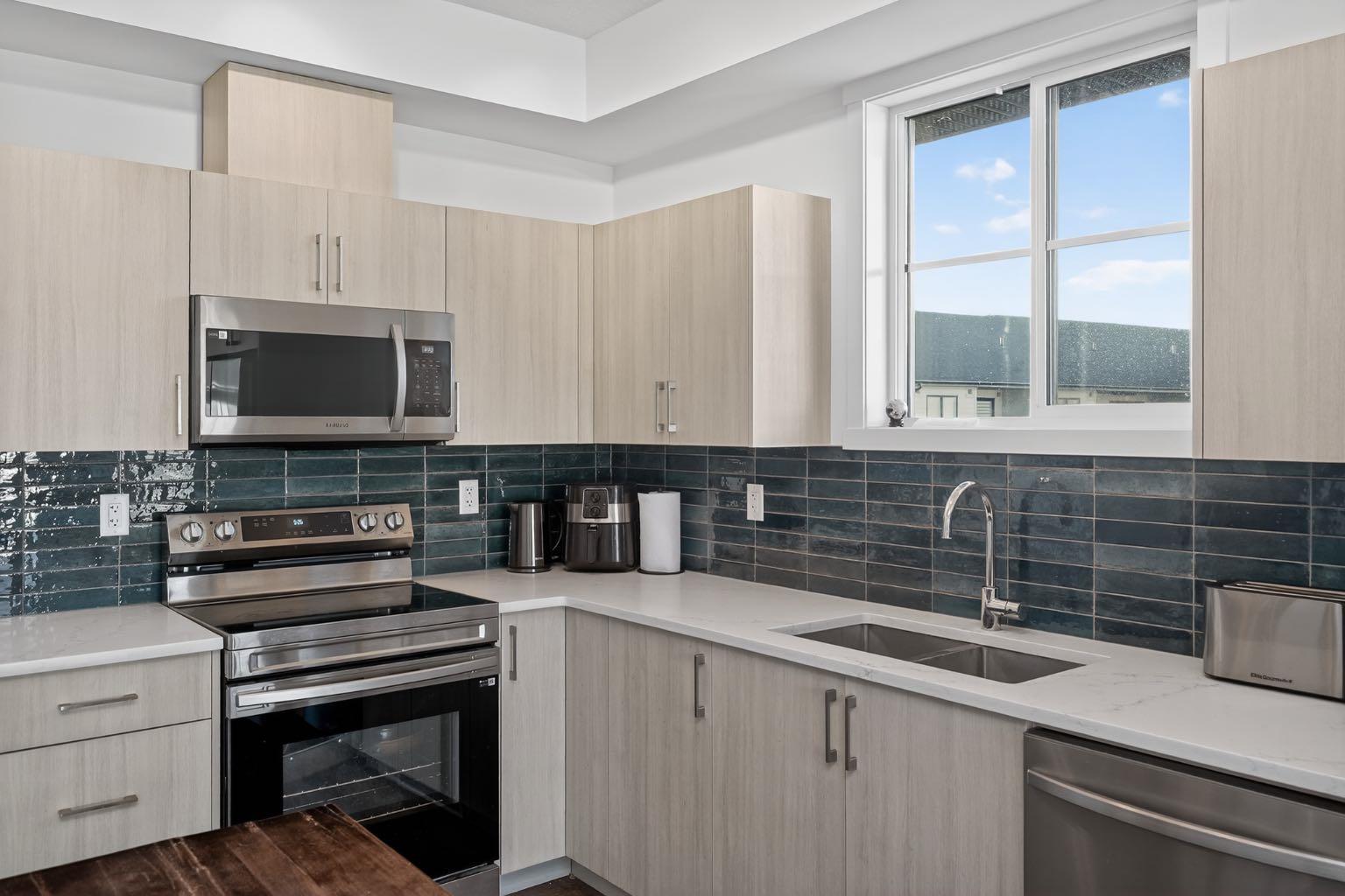 2401, 740 Legacy village Road SE, T2X5L2