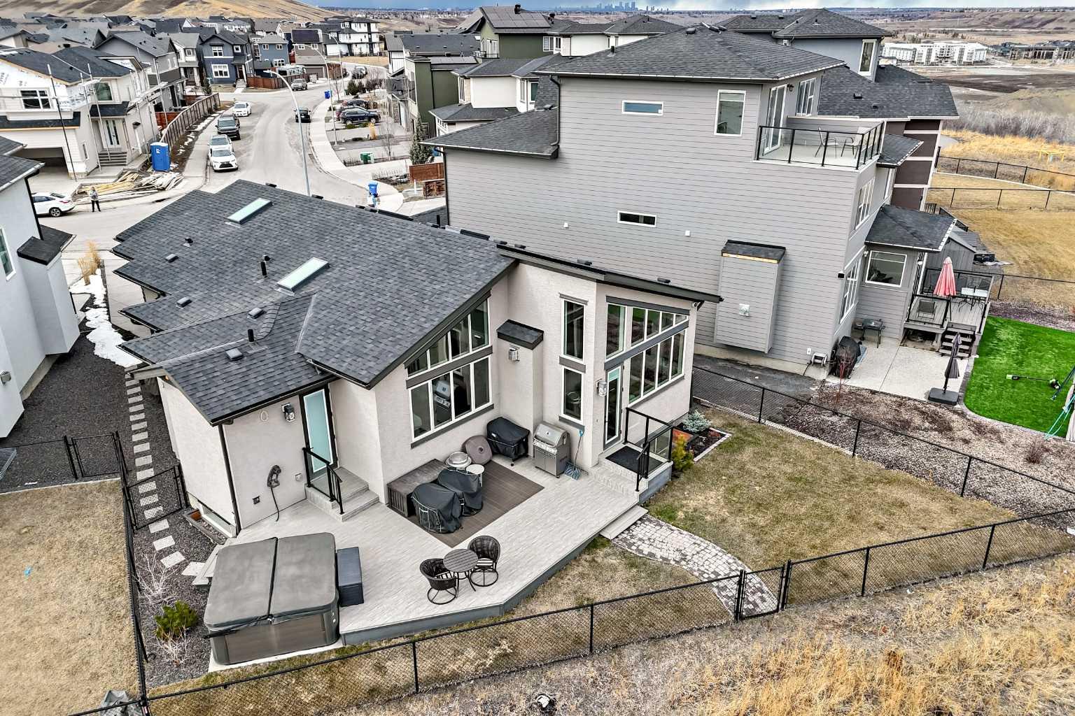 64 Walcrest View SE, T2X 4G3