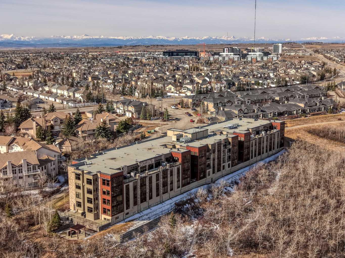 108, 15 Cougar Ridge Landing SW, T3H 6C3