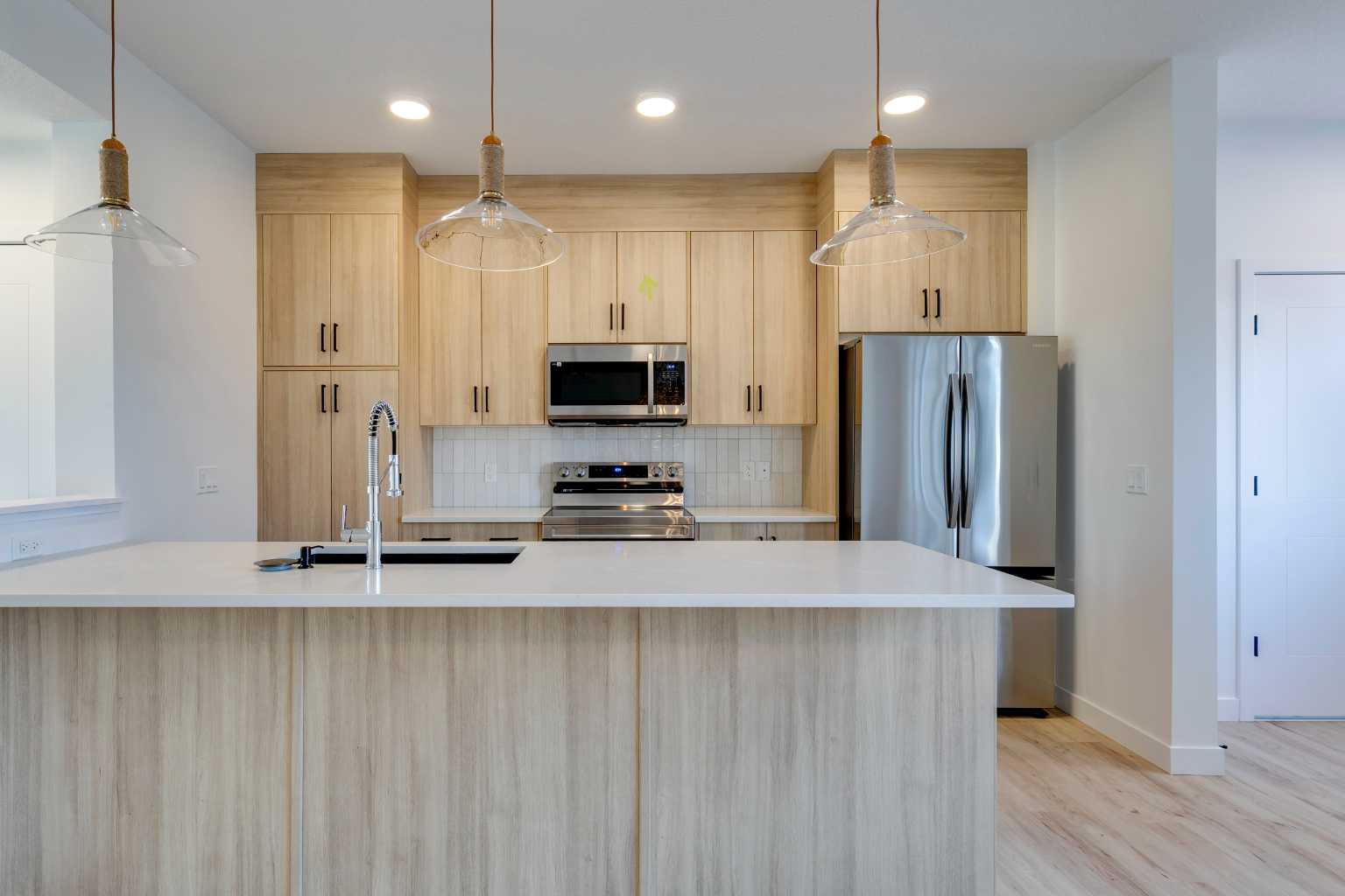 2425 Creeker Lane, T4B 5M1