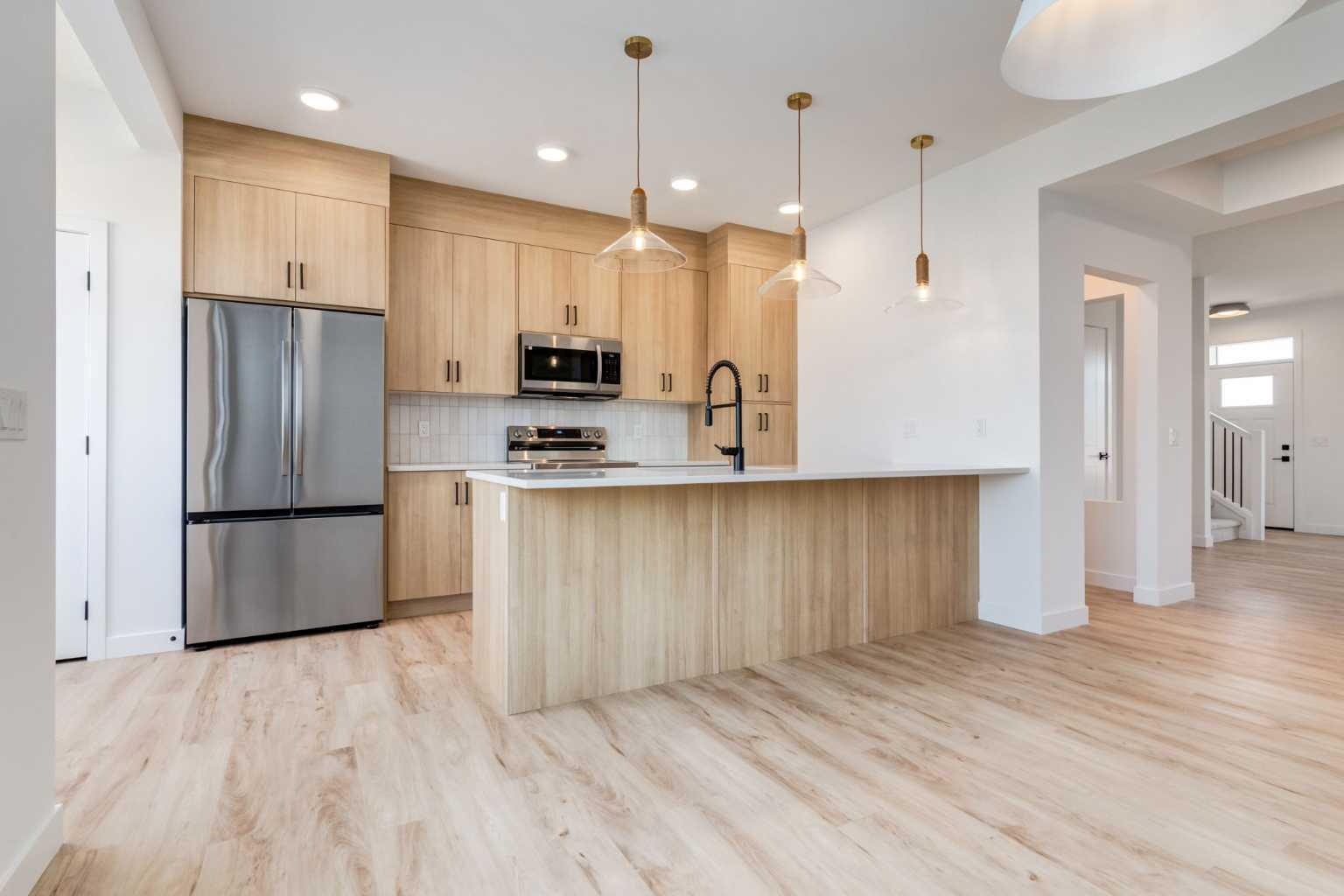 454 River Avenue, T4C3B8