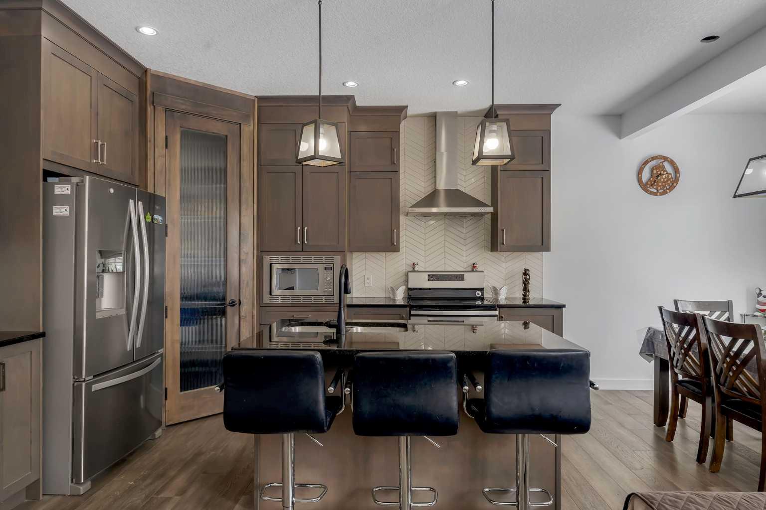 43 Saddlelake Manor NE, T3J 0W2