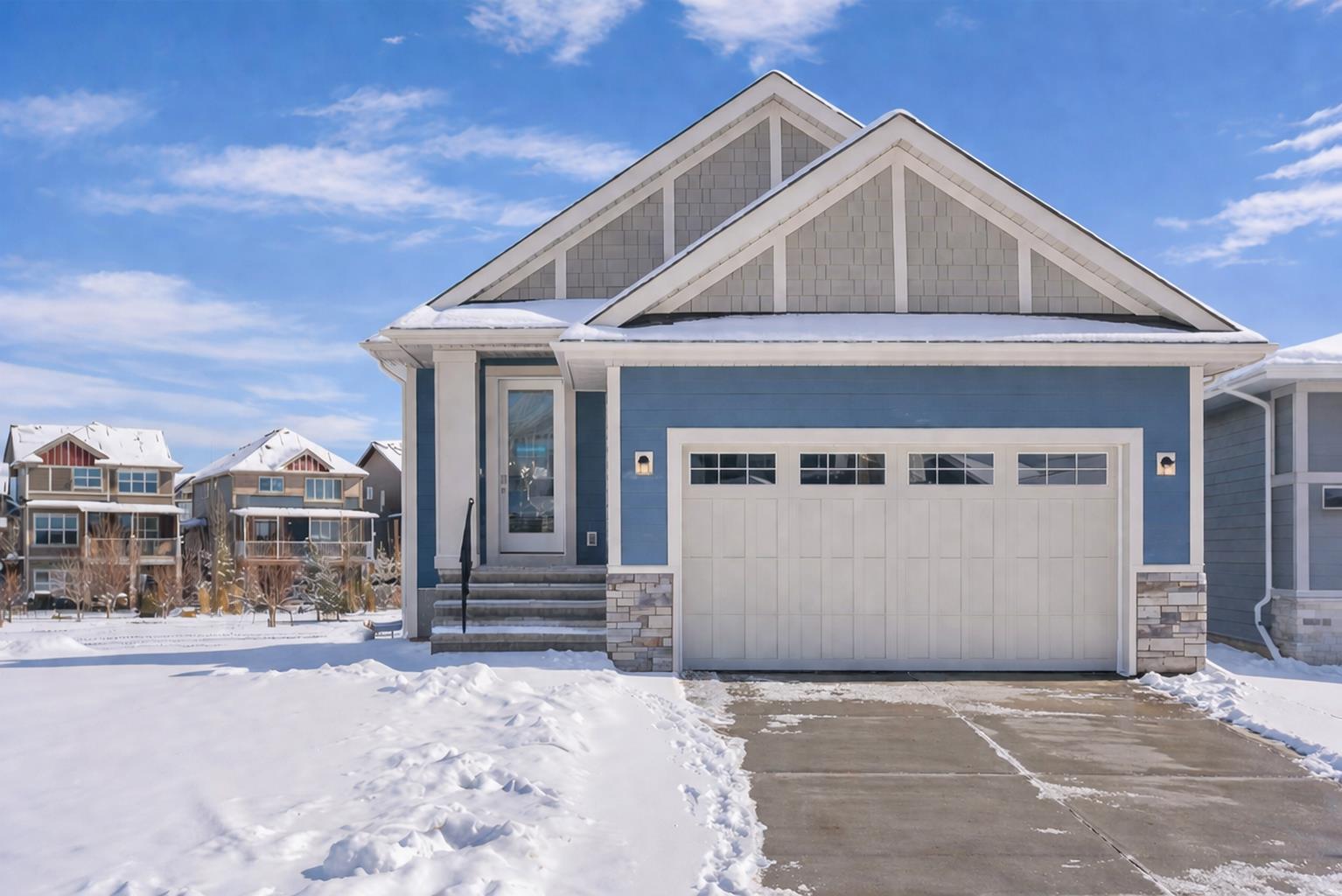 88 Sunrise Heath, T4C0H4