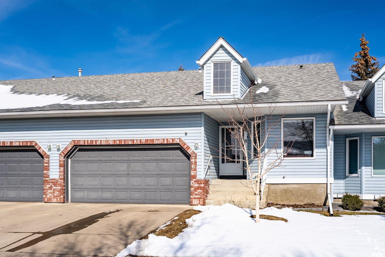 216 Valley Ridge Heights NW, T3B 5T3