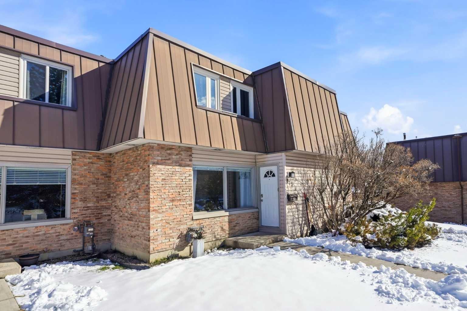 773 Kingsmere Crescent SW, T2V 2H9
