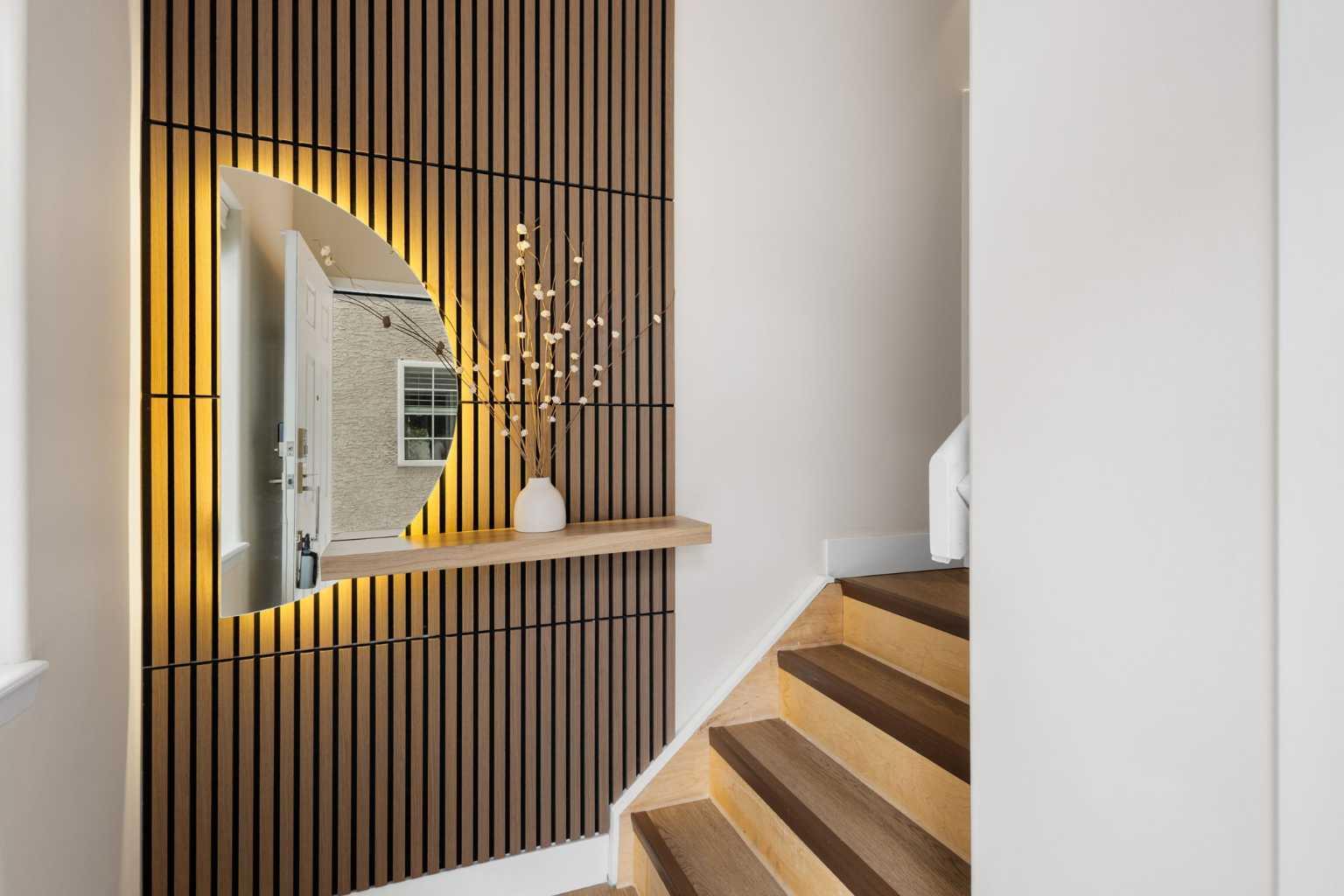 207, 1997 Sirocco Drive SW, T3H 3E6