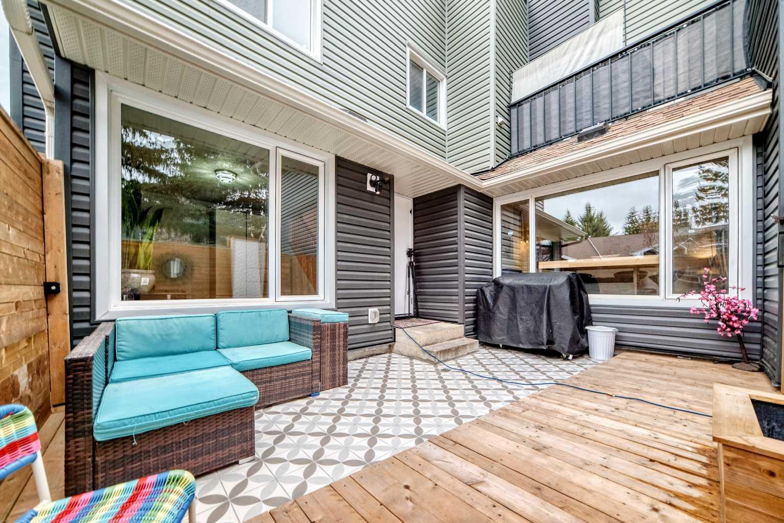 117, 36 Glamis Green SW, T3E6V1