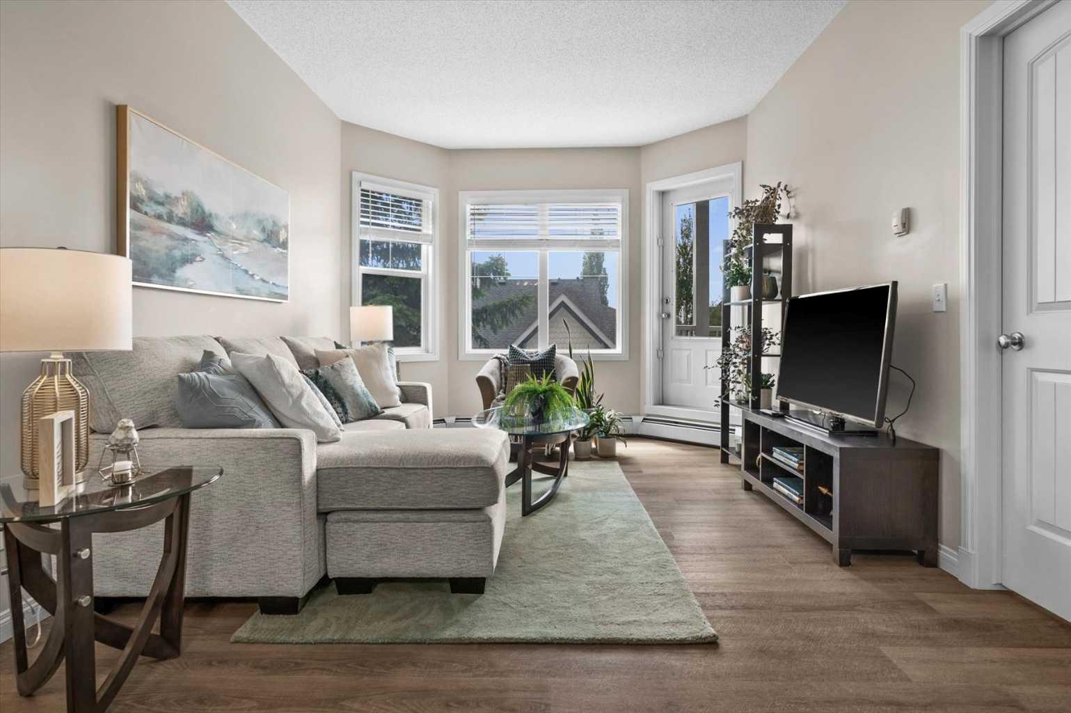 219, 8 Prestwick Pond Terrace SE, T2Z 4P3