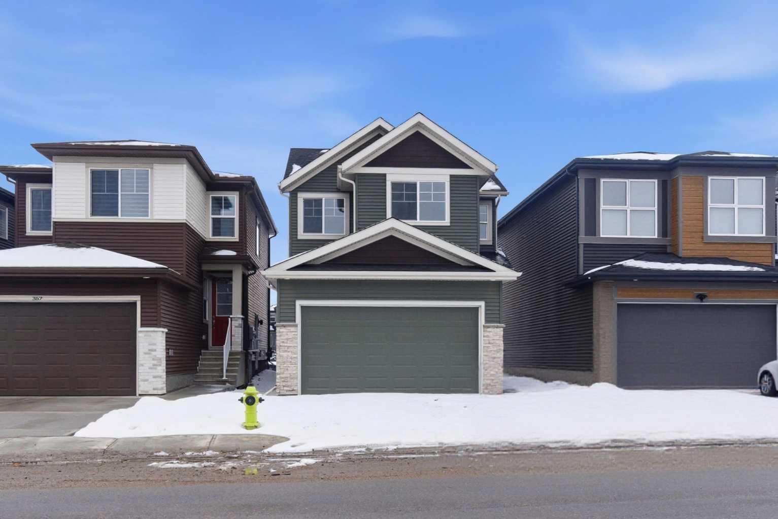 358 Corner Glen Way NE, T3N 2P1