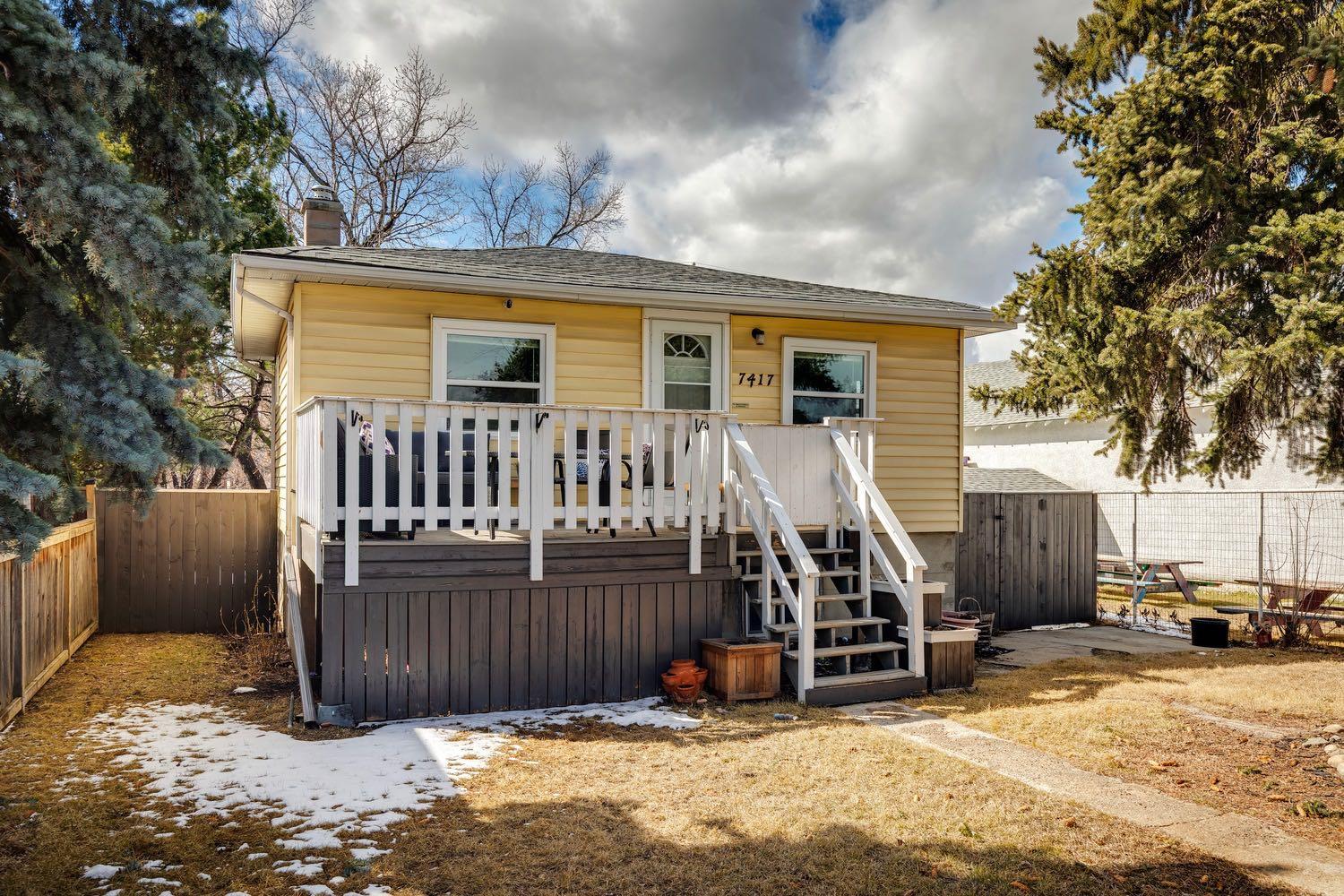 7417 24 Street SE, T2C 0Y7