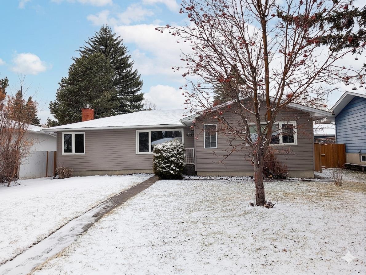 8327 11 Street SW, T2V1N7