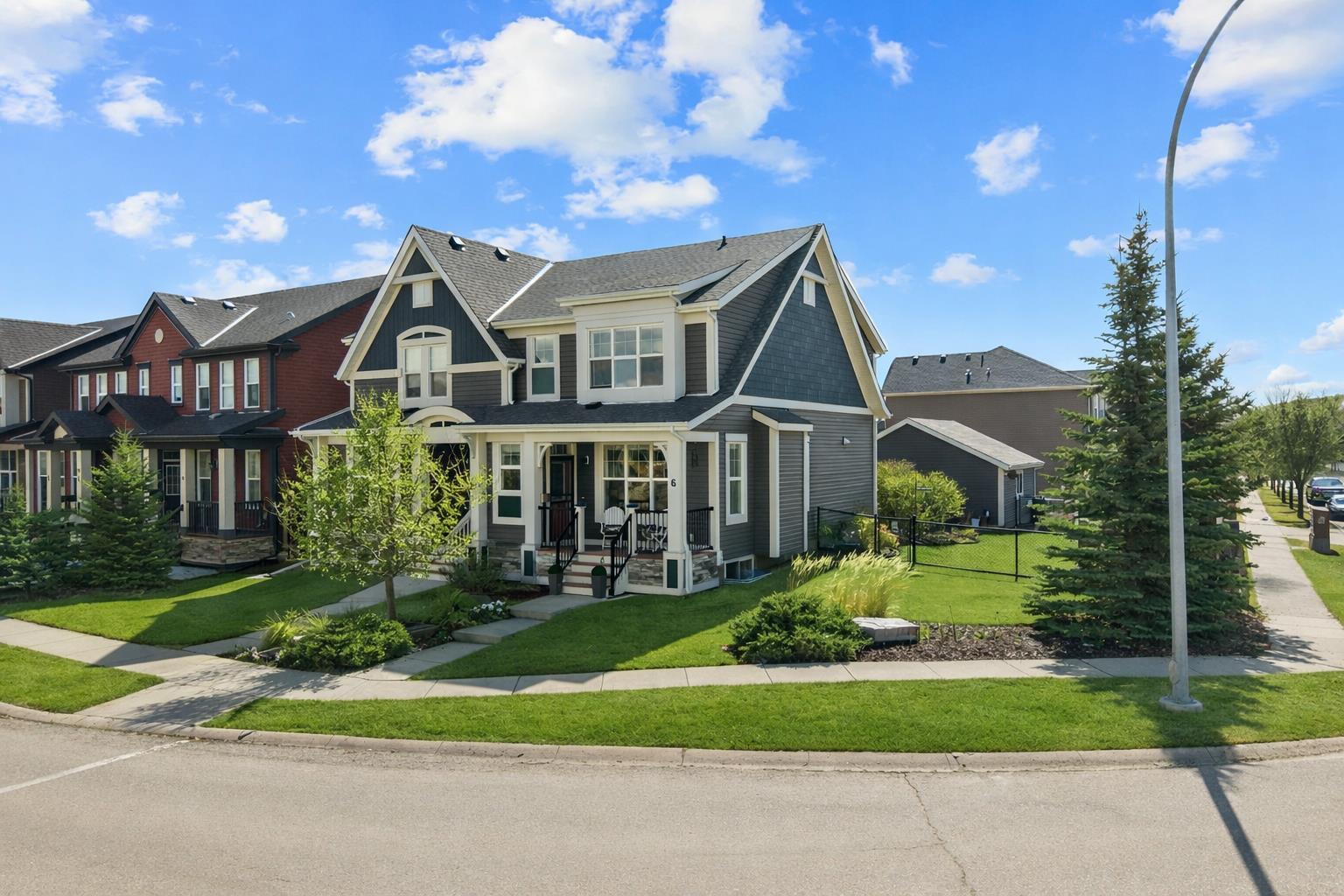6 Chaparral Valley Square SE, T2X 0P7