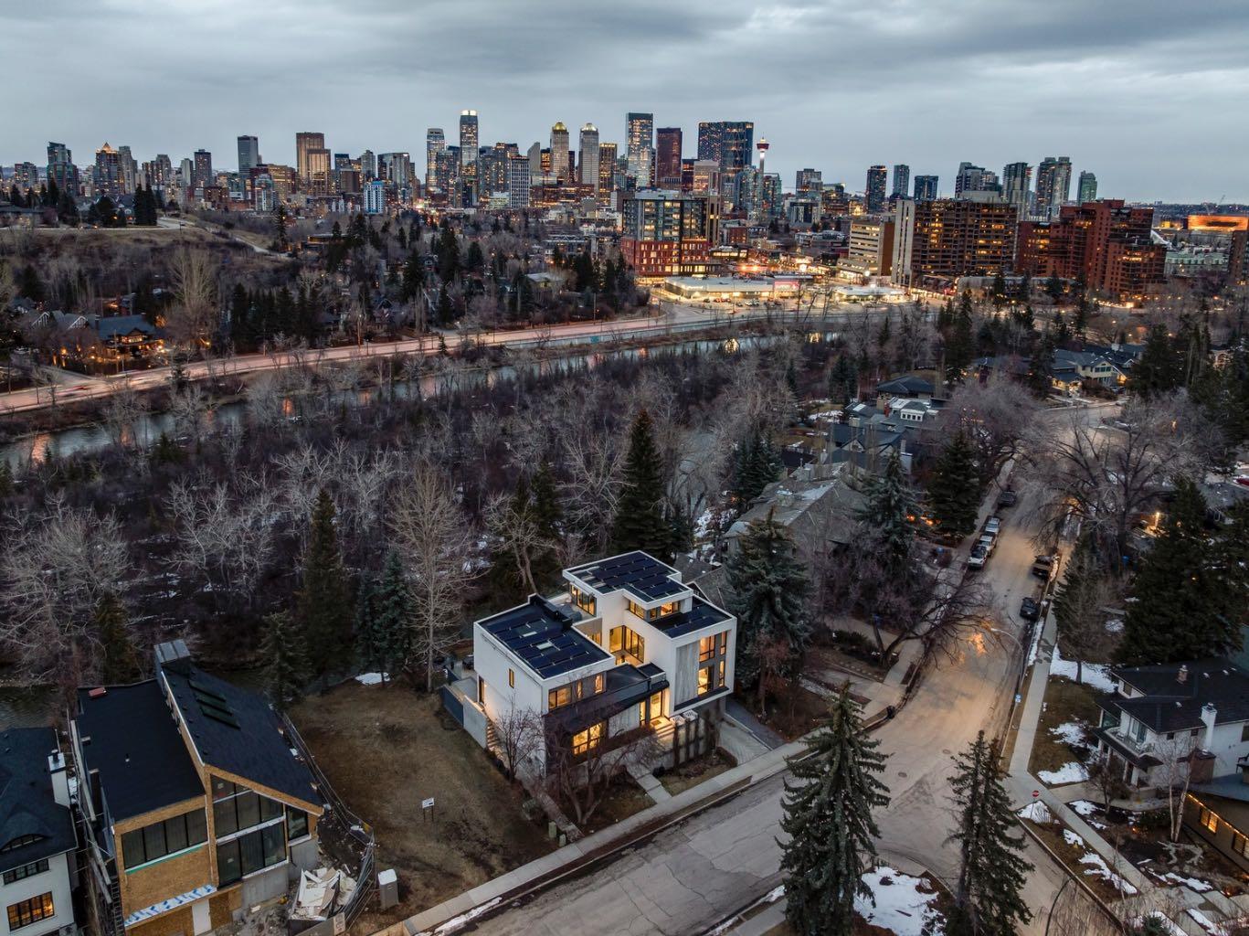 710 Rideau Road SW, T2S 0R6