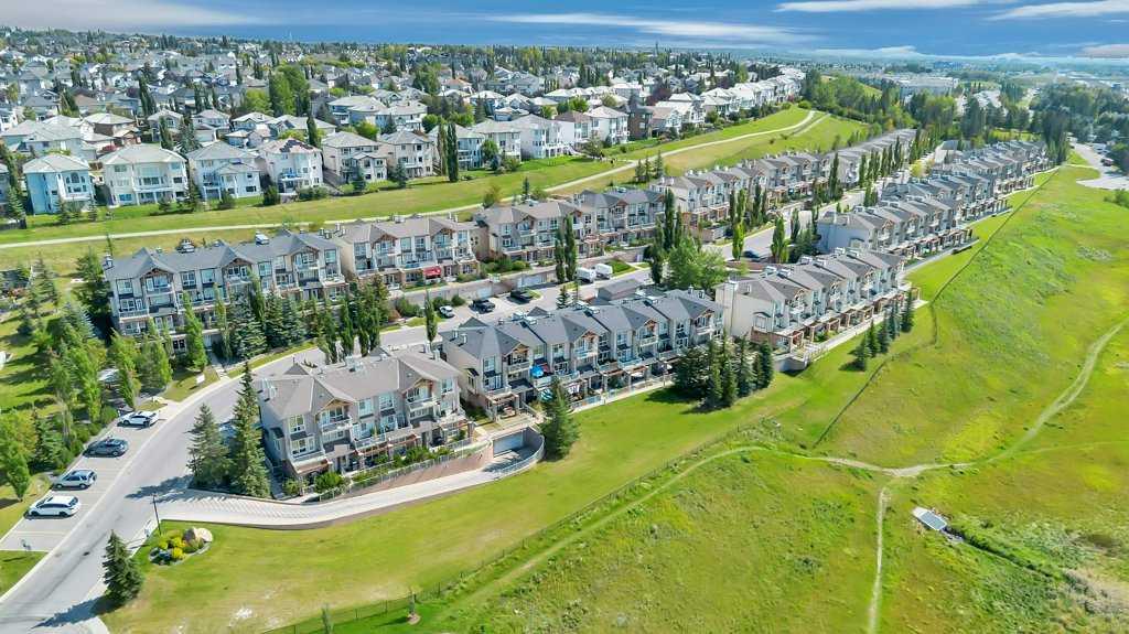13, 148 Rockyledge View NW, T3G 5Y4