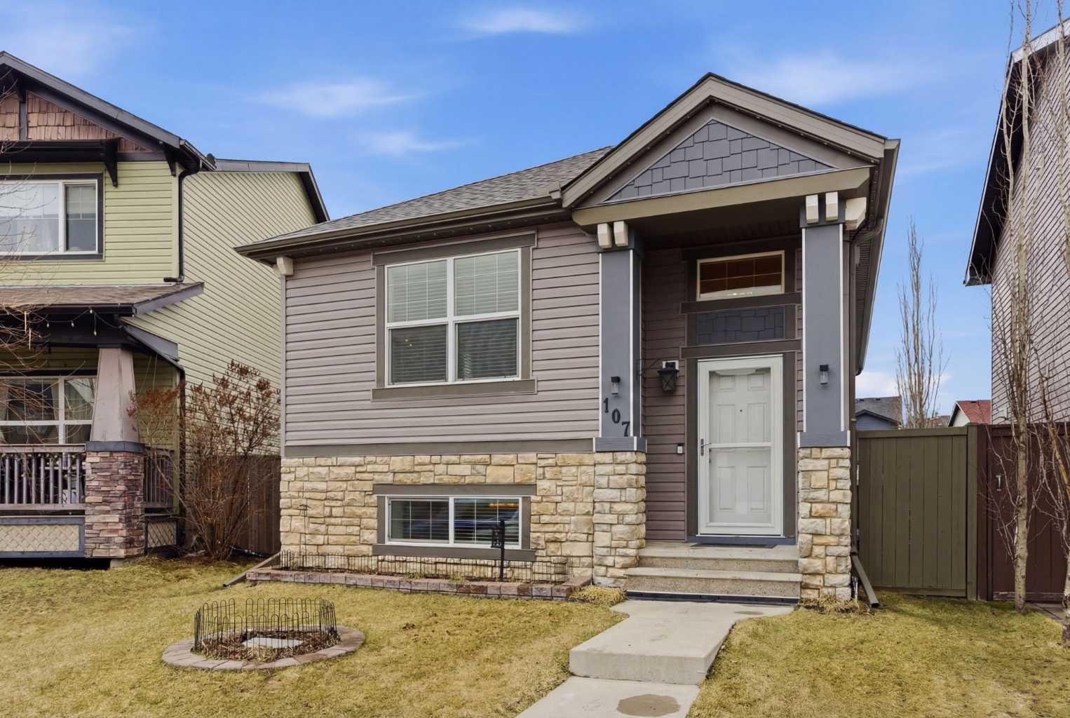 107 Skyview Springs Manor NE, T3N 0A8