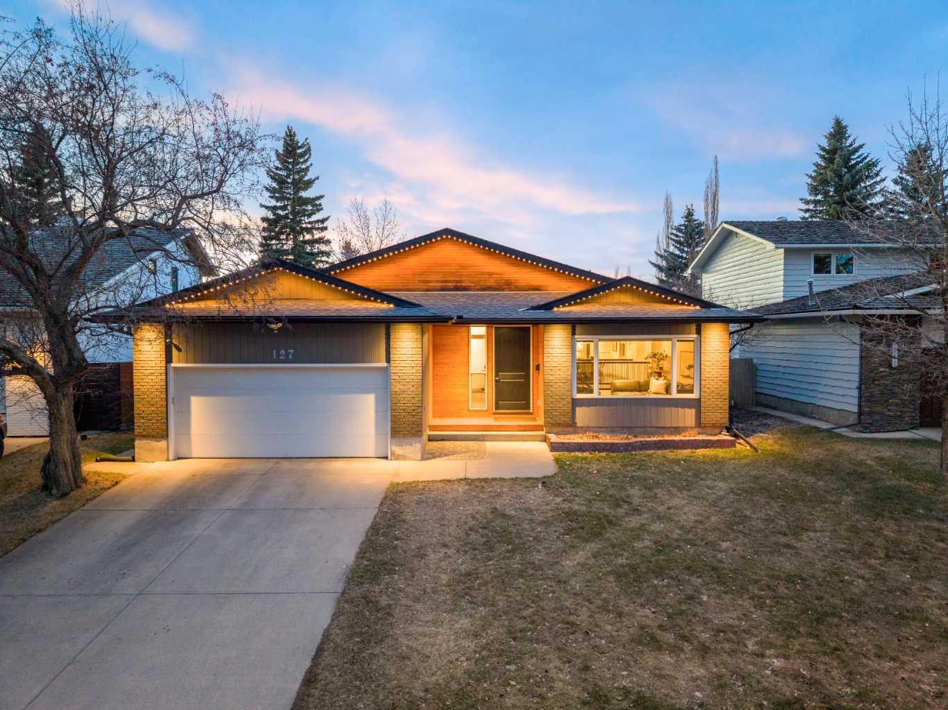 127 Lake Placid Close SE, T2J 5A5