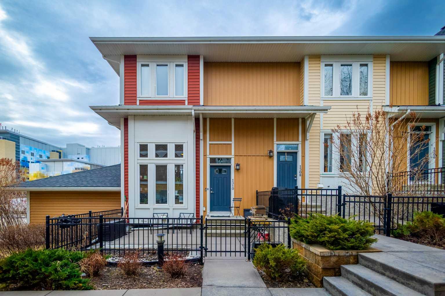 1310 Auburn Bay Square SE, T3M 0Y8