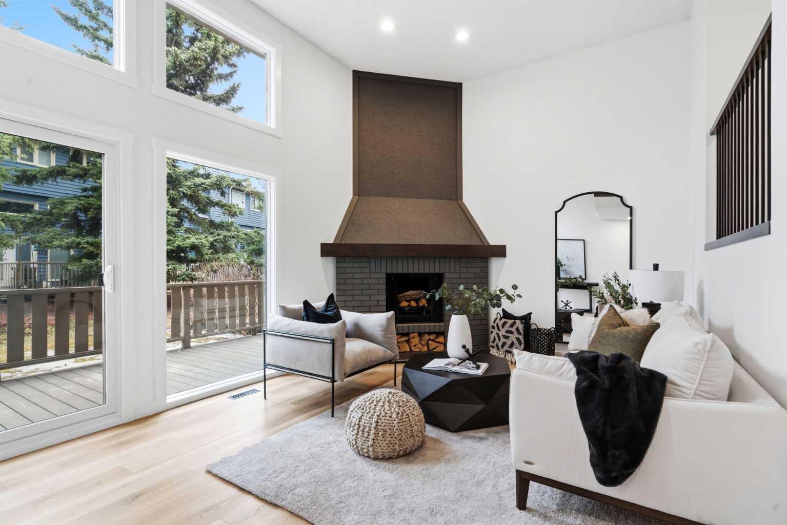20 Point Mckay Court NW, T3B 5B7