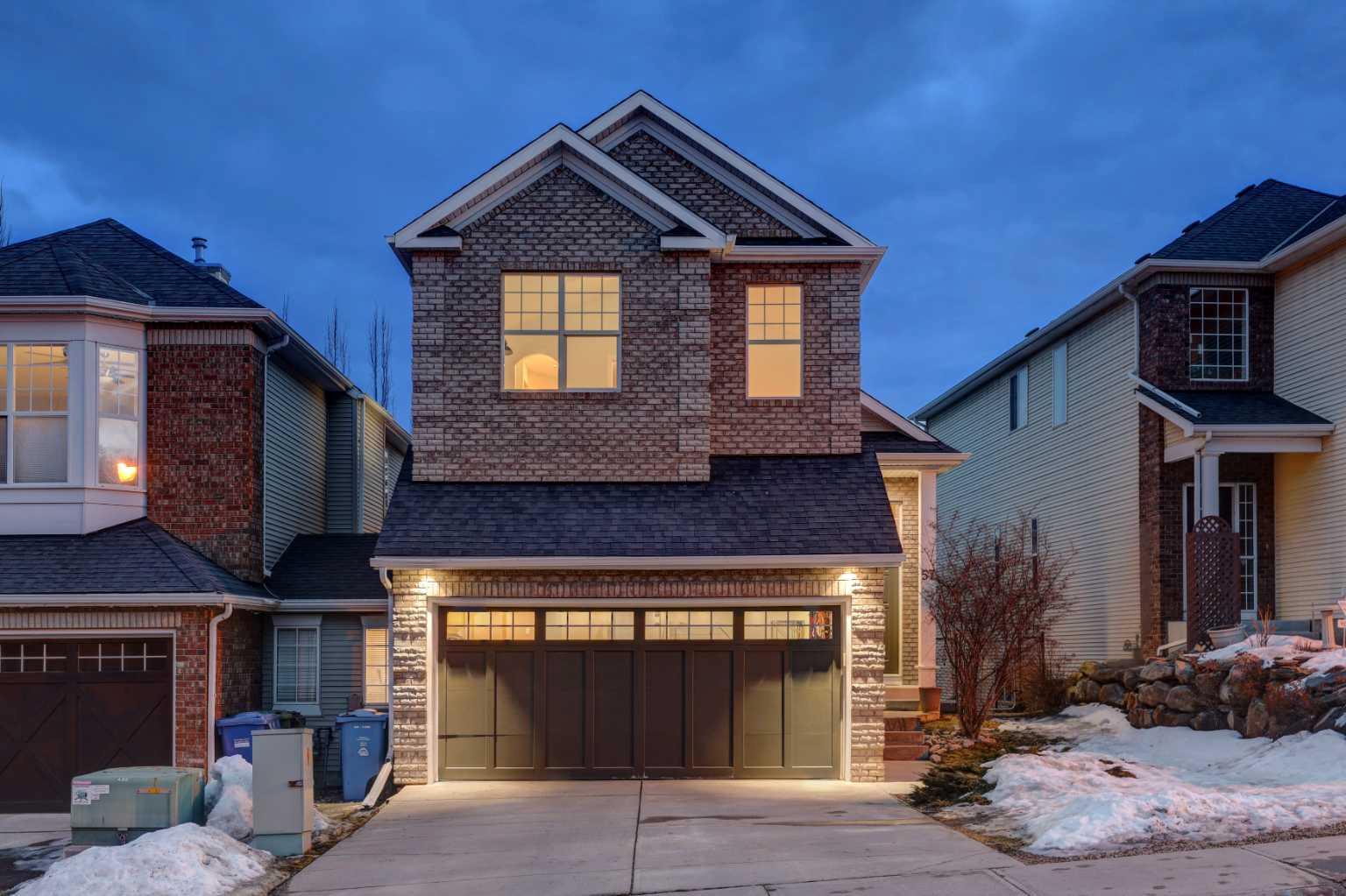 57 Discovery Ridge Hill SW, T3H 4Y5